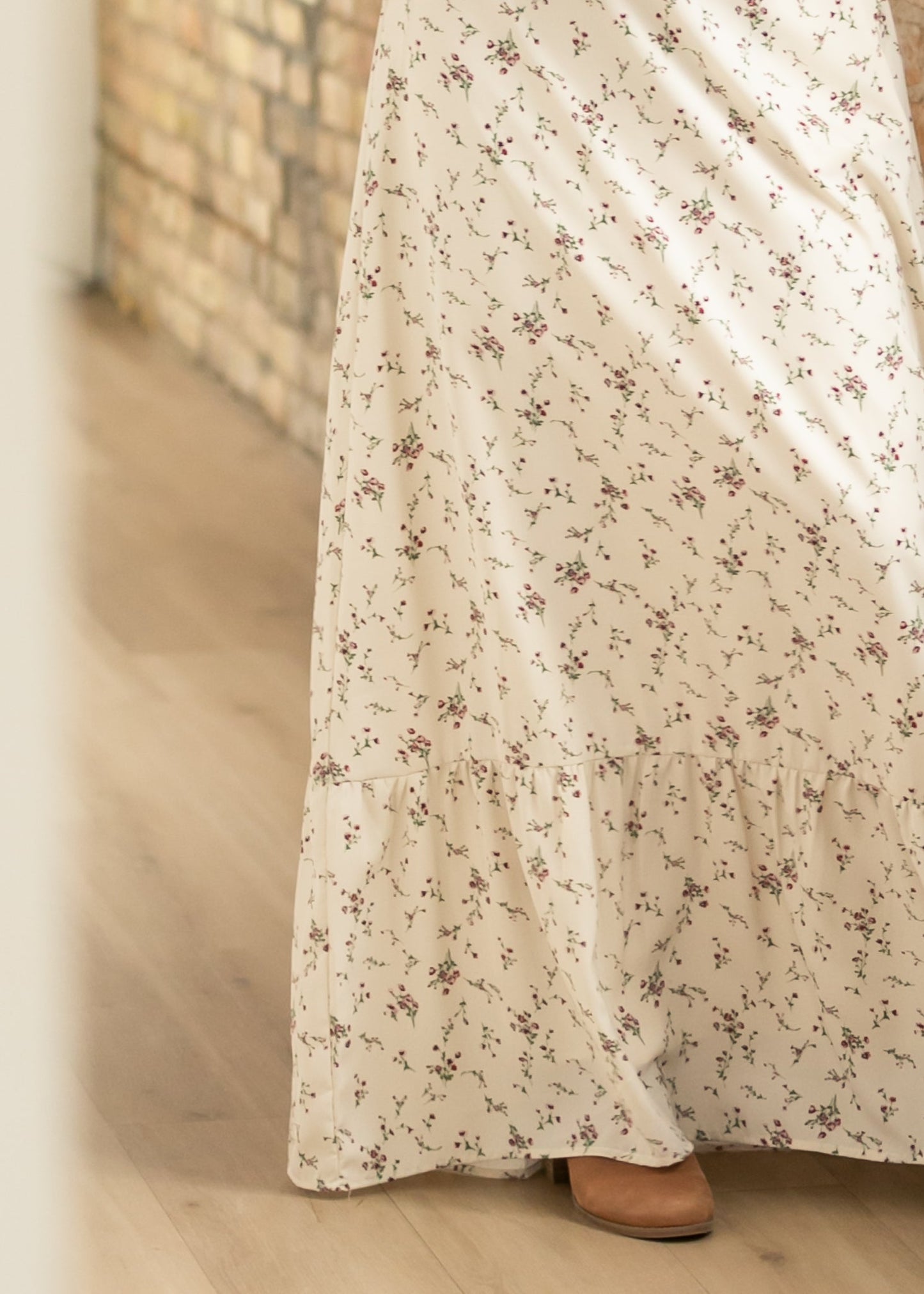 Havyn Ivory Floral Lined Maxi Skirt IC Skirts