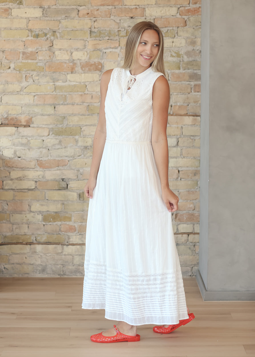 Heartloom® Jolie Eggshell V-Neck Dress FF Dresses