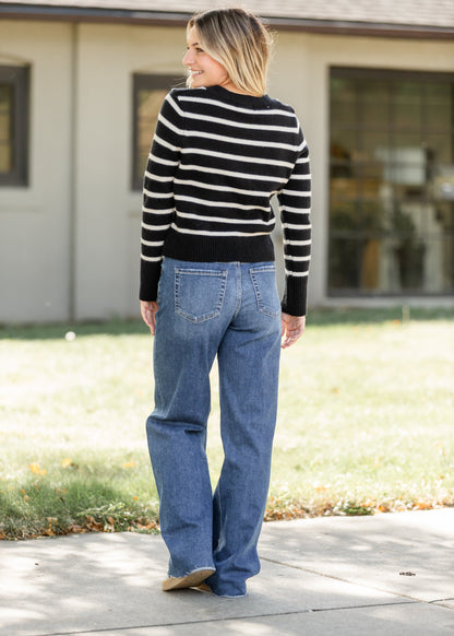 High Rise Clean Cut Raw Hem Wide Jeans FF Pants