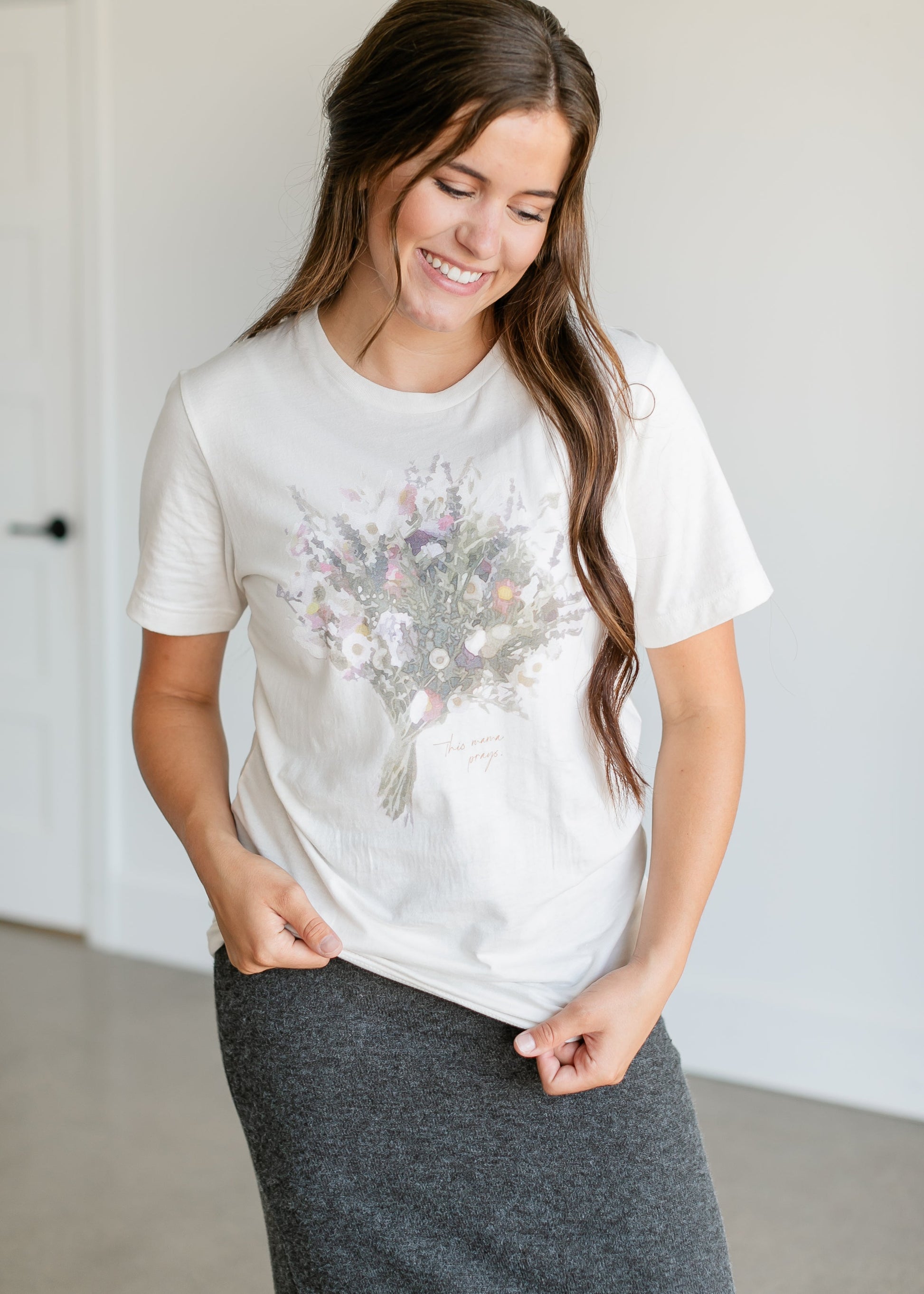Inherit Watercolor Bouquet Graphic T-shirt IC Tops