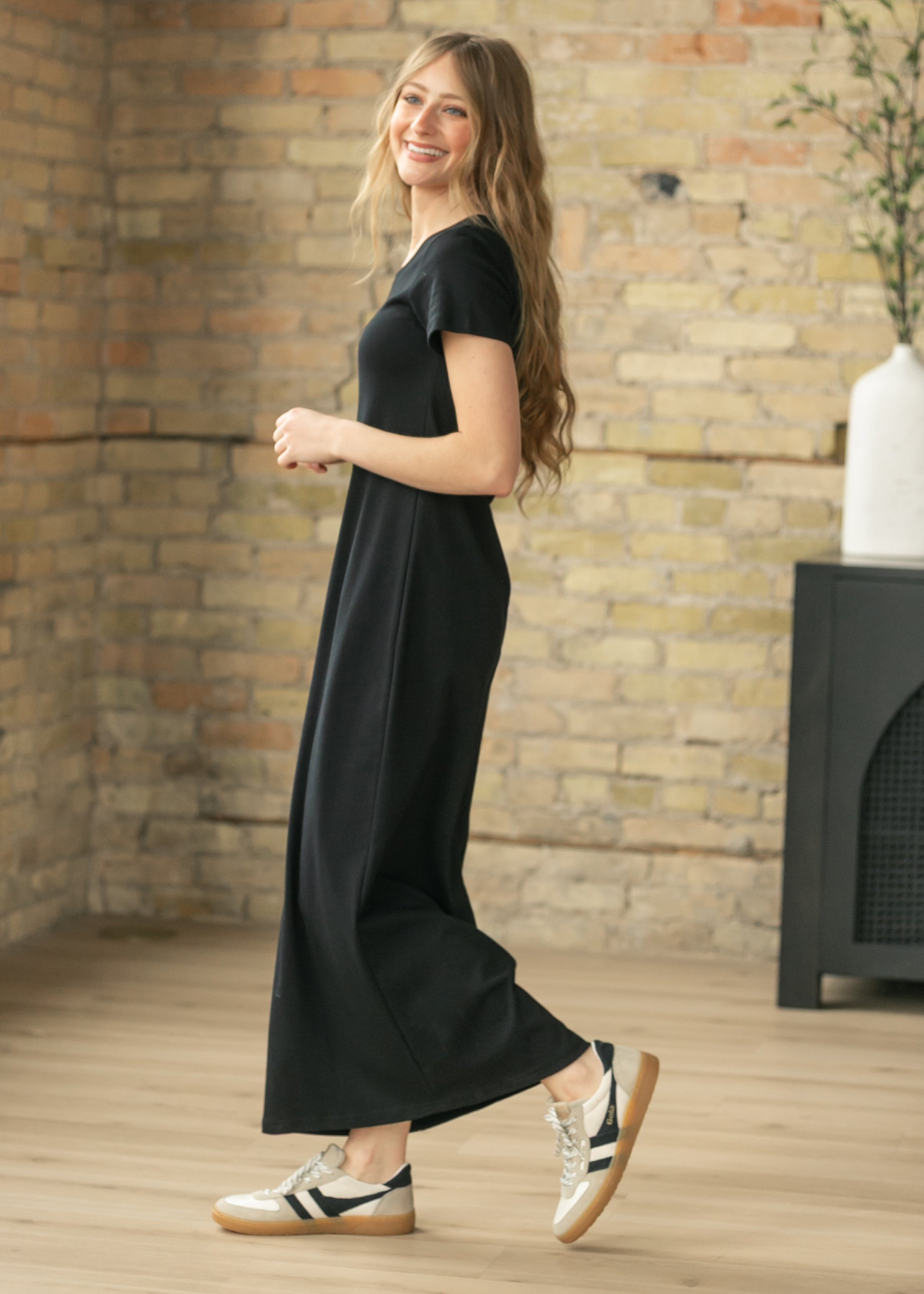 t shirt dress maxi Jane Black T-shirt Dress, Large Thea Mini Dress | selling Halie—now with the Blush Cocktail Dresses Pre-Order Payment Options:FULL PAY | $3949 Due Now | Free ConUS Shipping