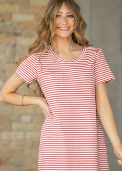 Jane Coral Stripe T-shirt Maxi Dress IC Dresses