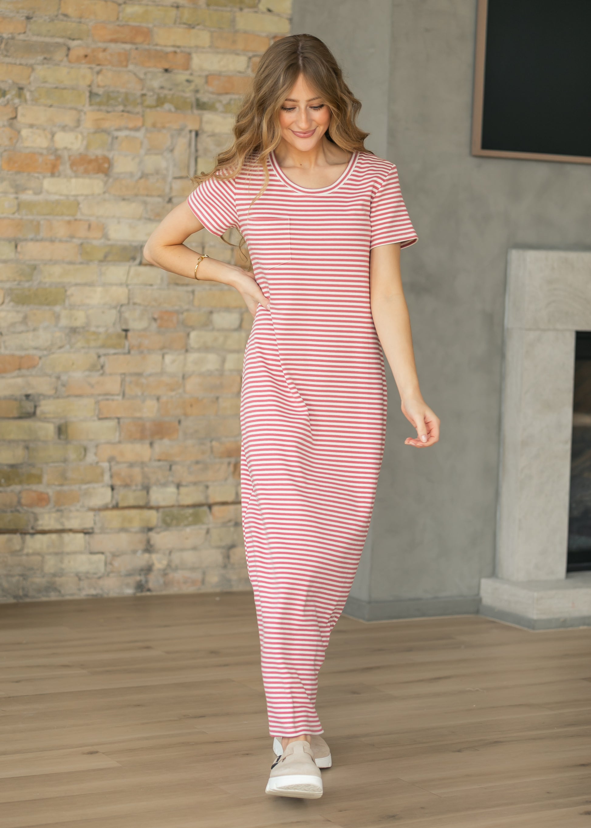 Jane Coral Stripe T-shirt Maxi Dress IC Dresses