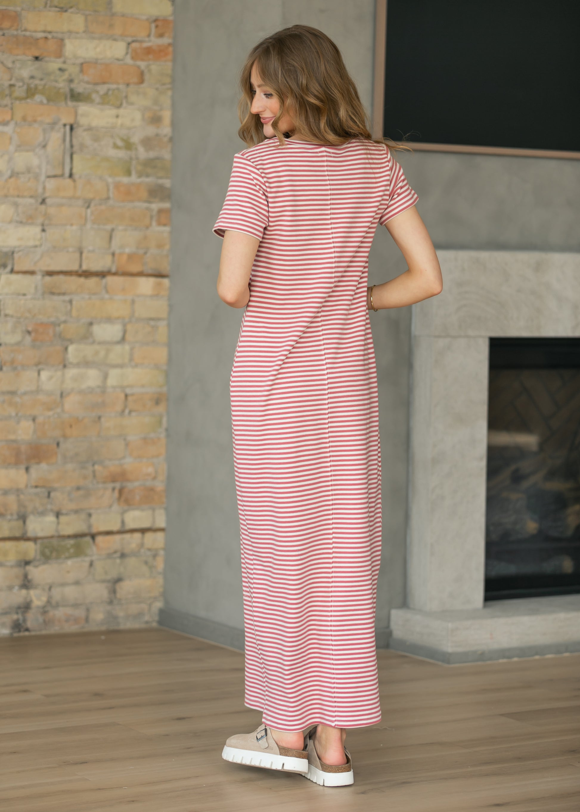 Jane Coral Stripe T-shirt Maxi Dress IC Dresses