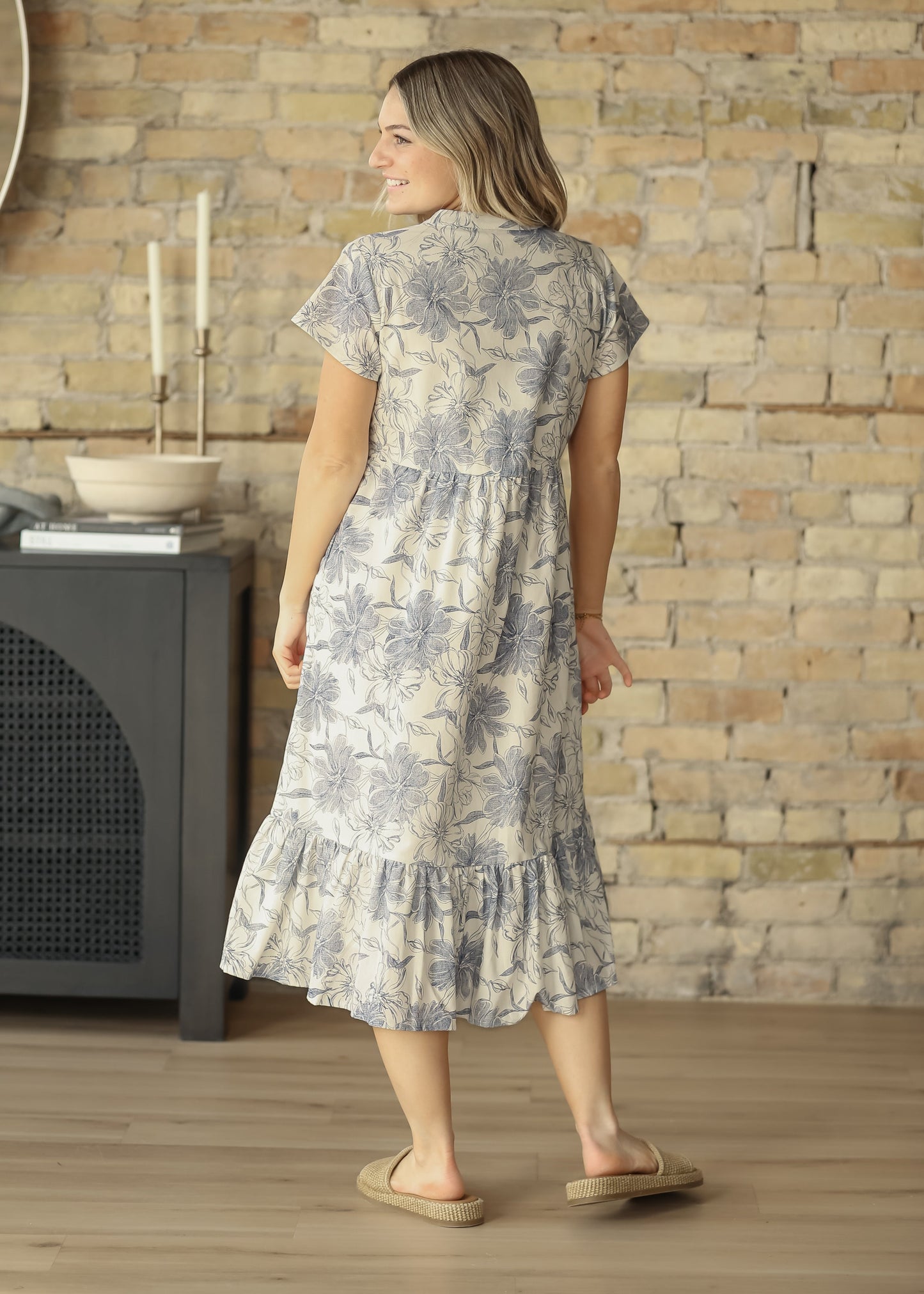 Jaydrien Blue Floral Short Sleeve Midi Dress IC Dresses