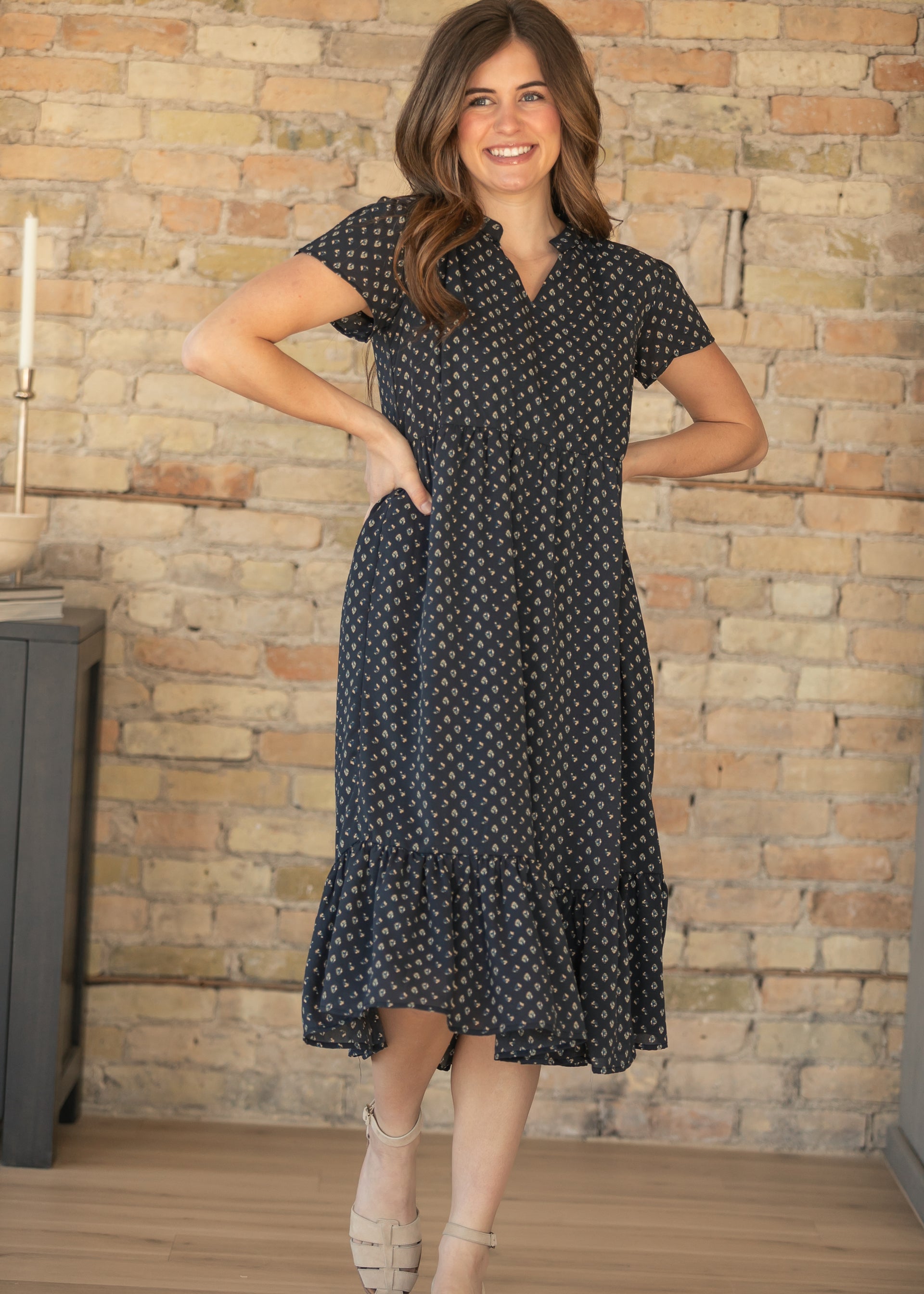 Jaydrien Navy Short Sleeve Midi Dress, X Small