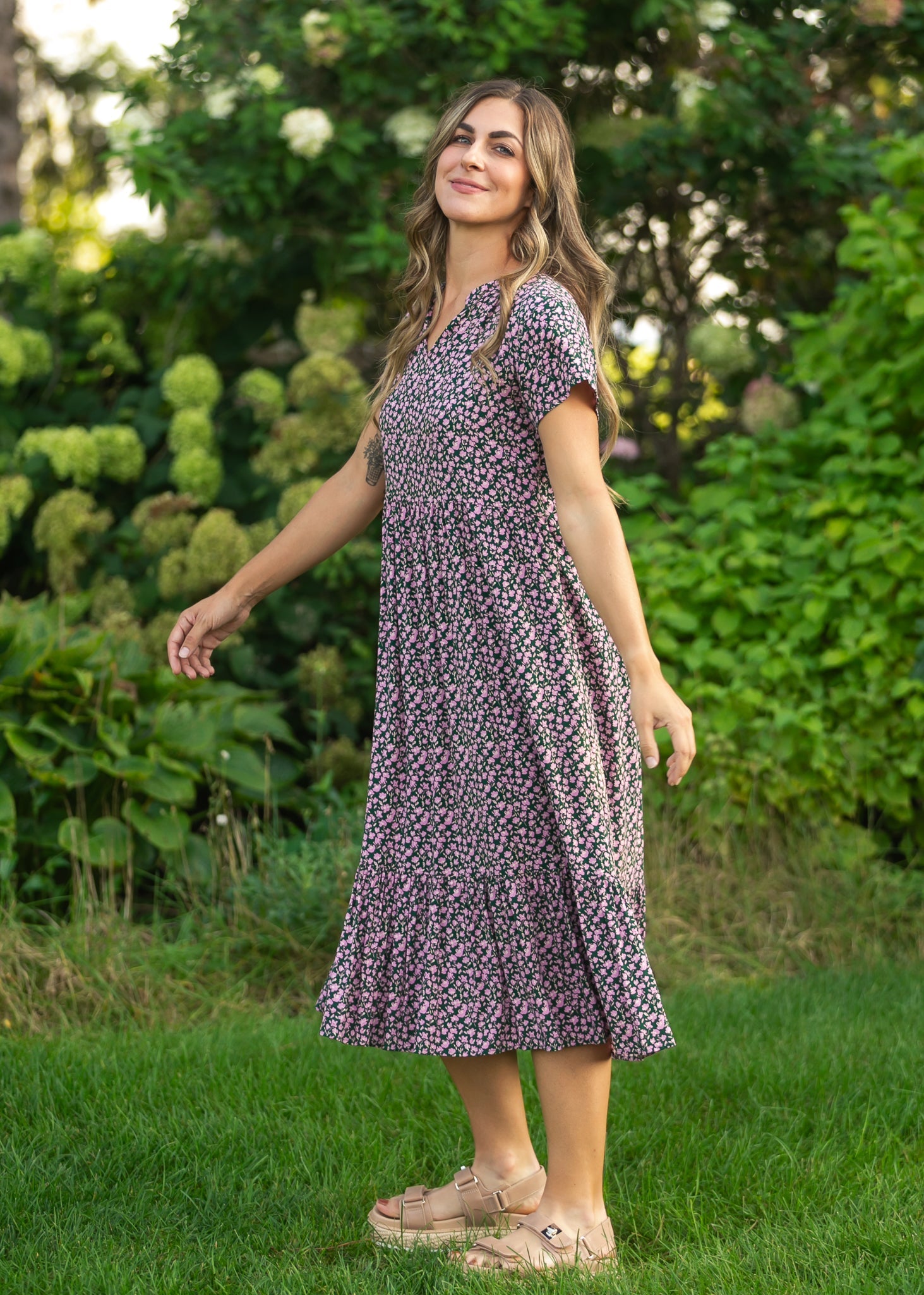 short sleeve spring dresses Jaydrien Pink Floral Short Sleeve Midi Dress, Medium