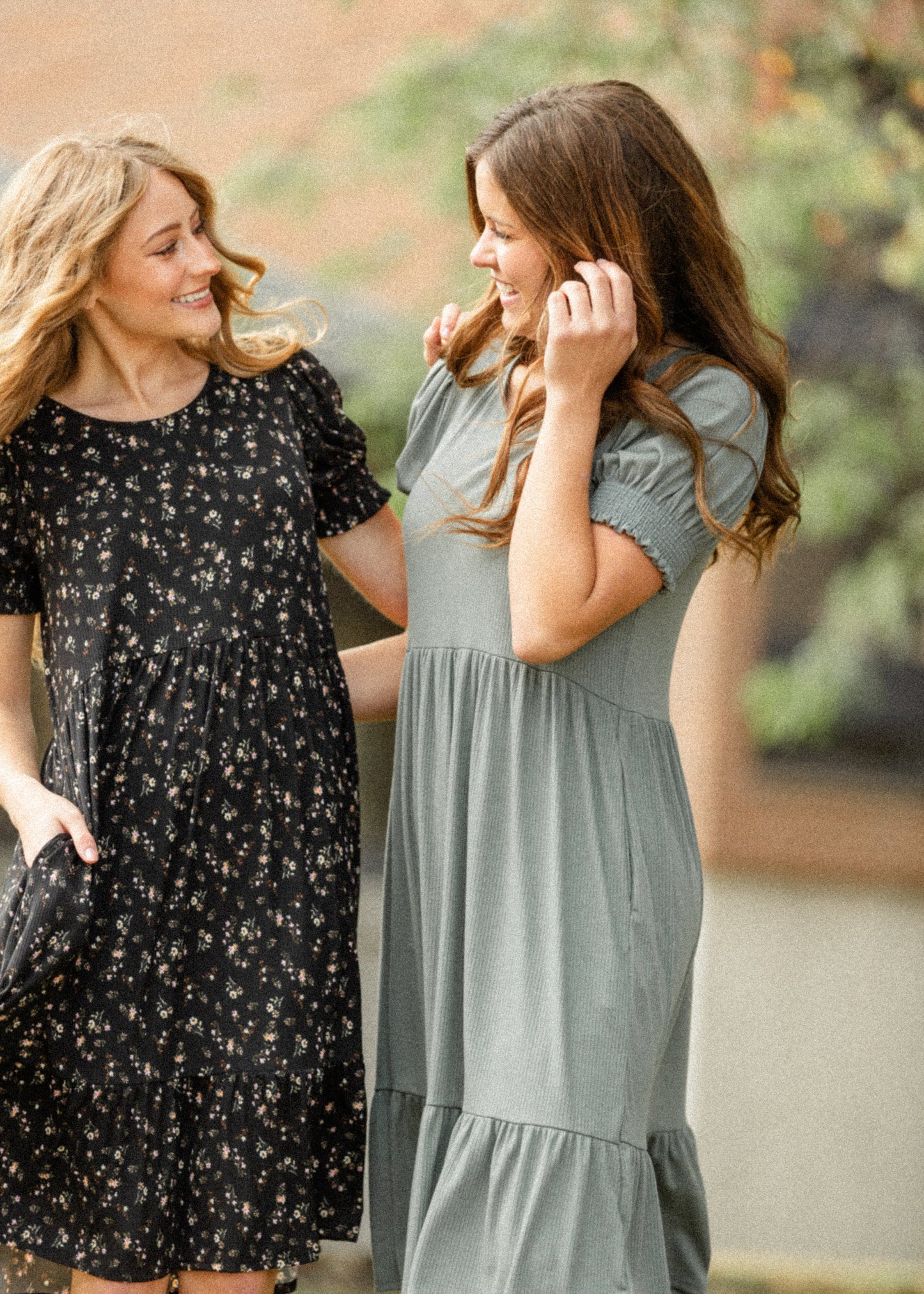 Jess Short Sleeve Midi Dress IC Dresses