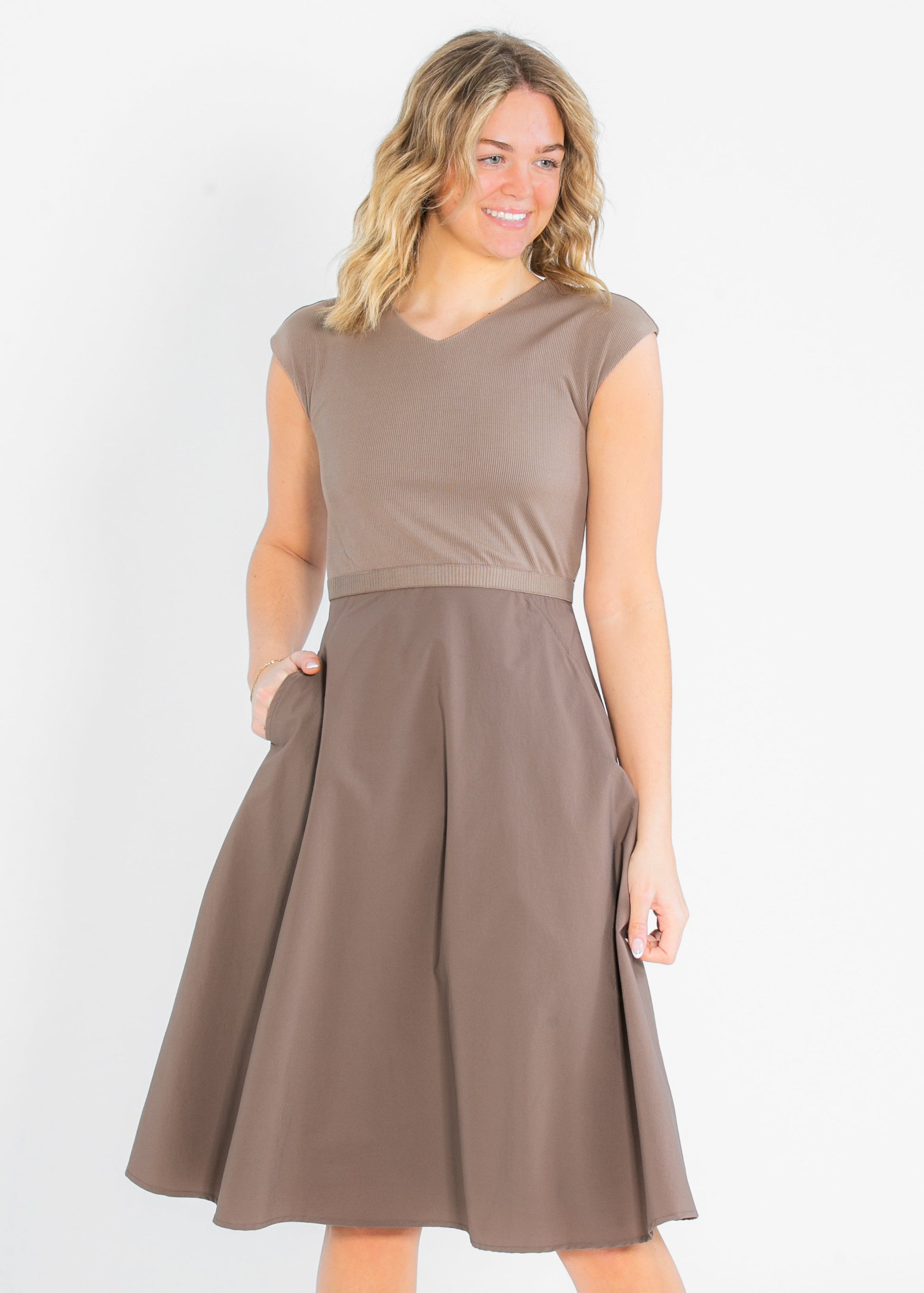Kate Cap Sleeve Midi Dress IC Dresses