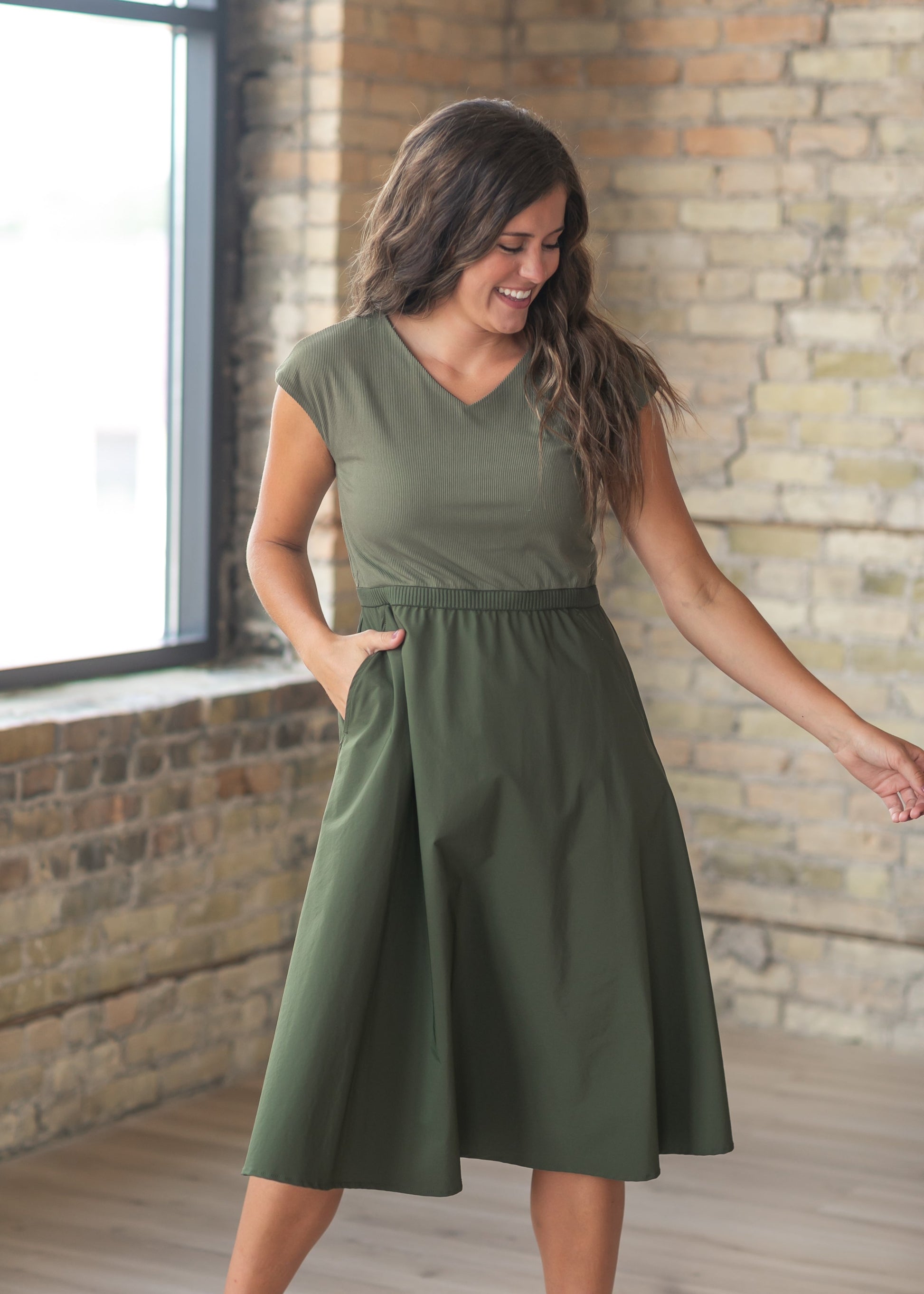 Kate Cap Sleeve Midi Dress IC Dresses