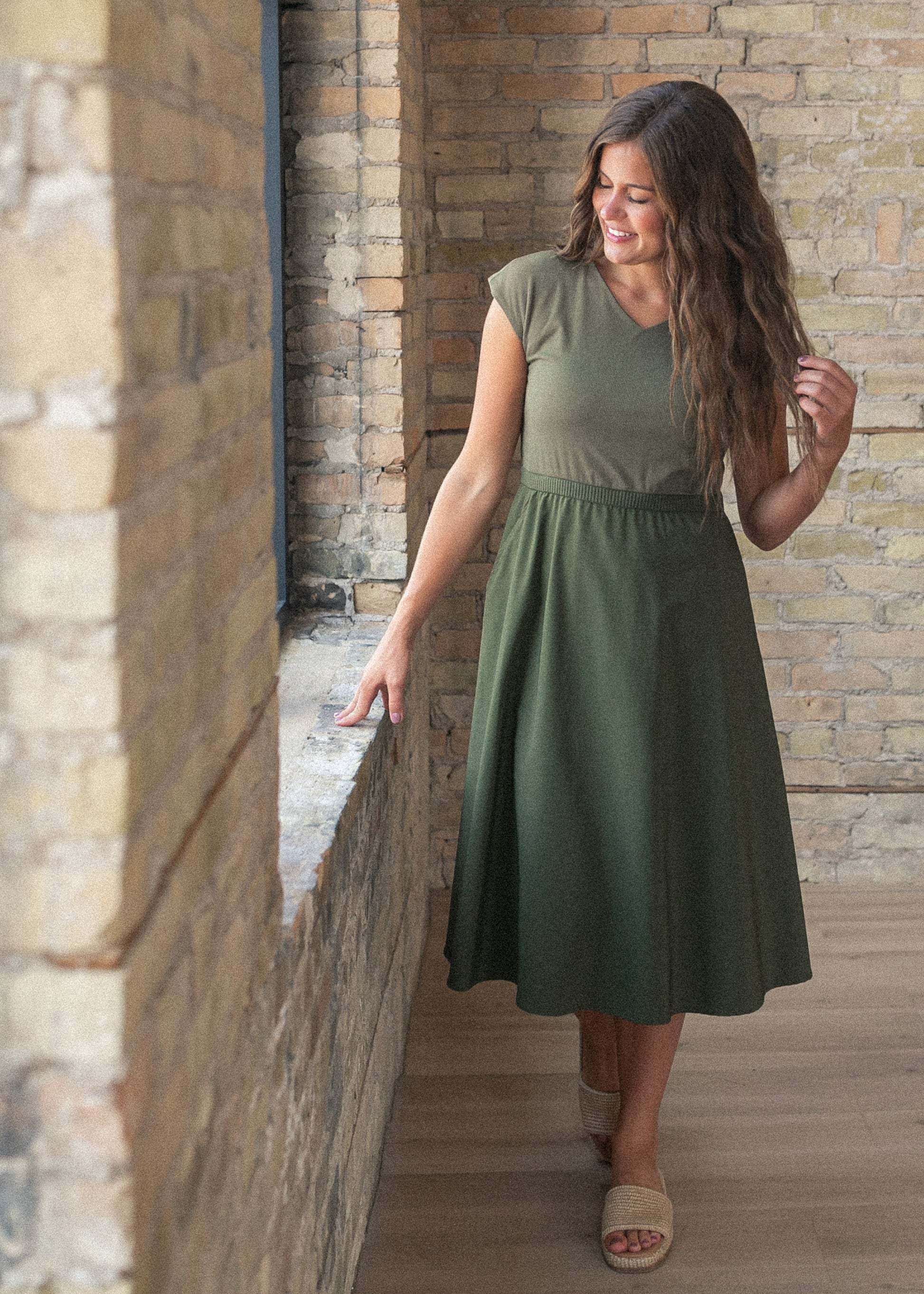 Kate Olive Cap Sleeve Midi Dress Olive / XS Kate Olive Cap Sleeve Midi Dress Olive / XS