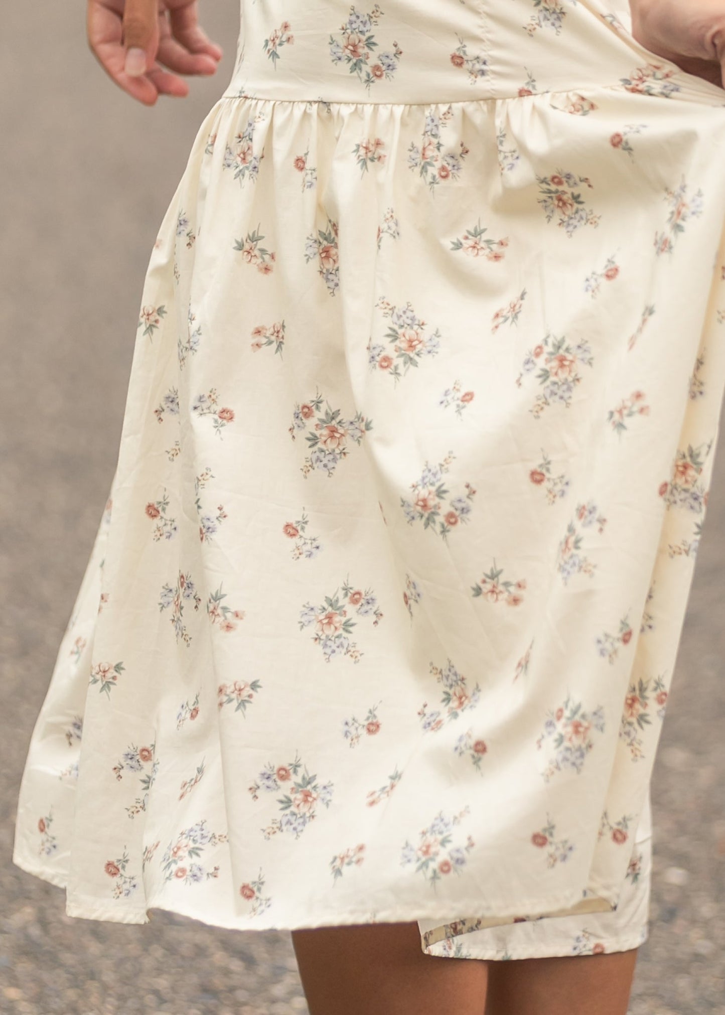 Katrina Half Sleeve Floral Midi Dress IC Dresses