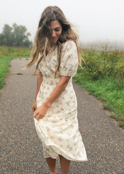 Katrina Half Sleeve Floral Midi Dress IC Dresses