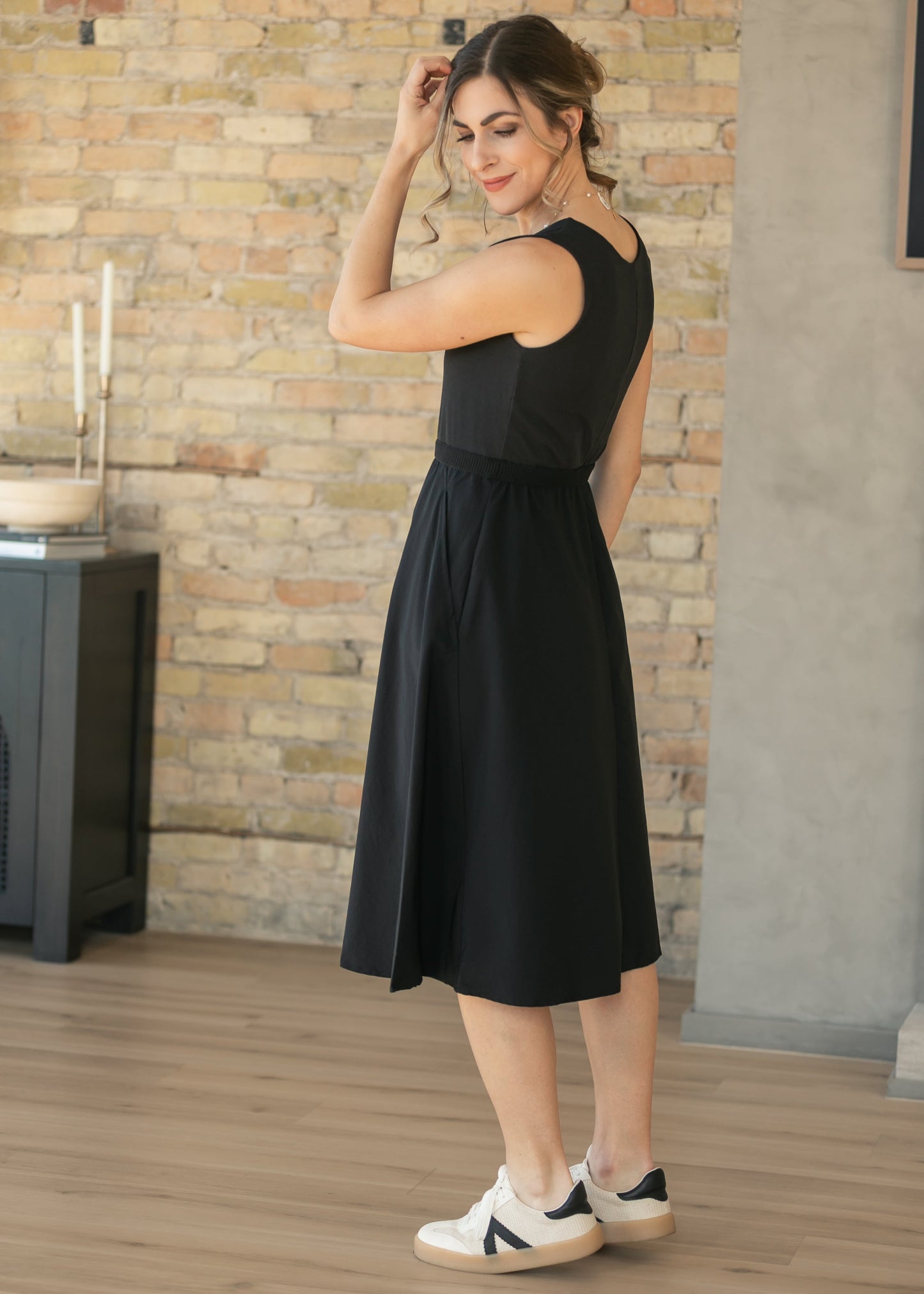 Kitt Sleeveless Midi Dress IC Dresses