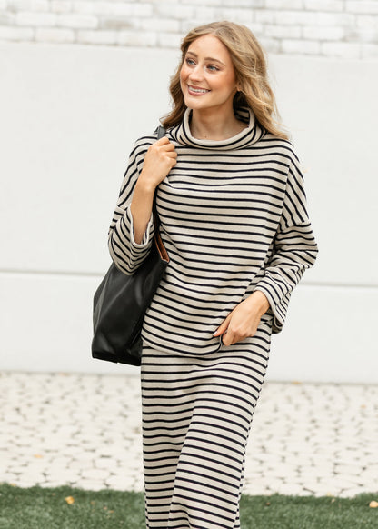 Knit Striped Long Sleeve Turtleneck Top FF Tops