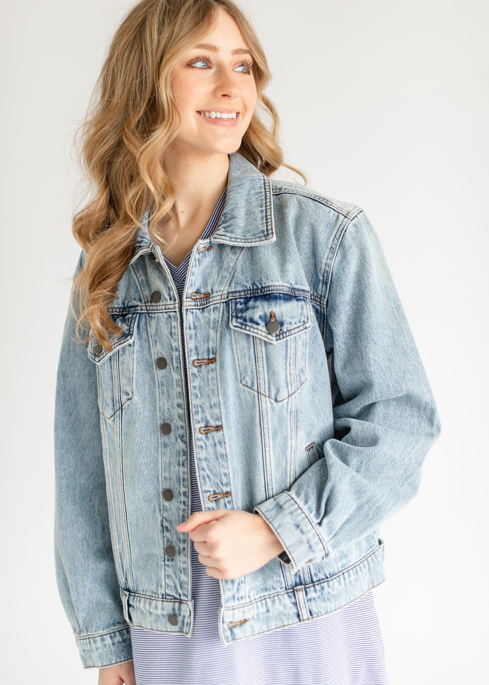 Kut from the Kloth® Emmy Light Wash Oversized Denim Jacket FF Tops