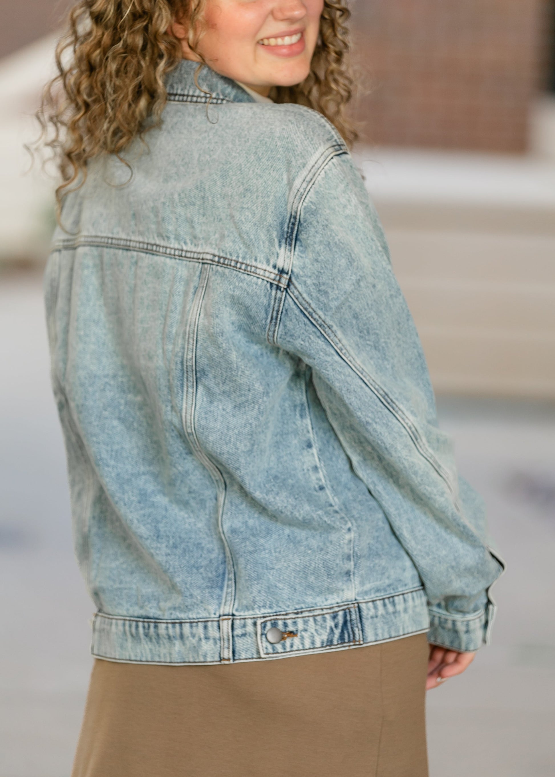 Kut from the Kloth® Emmy Light Wash Oversized Denim Jacket FF Tops