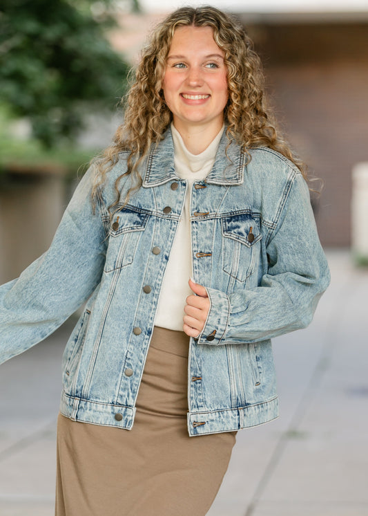 Kut from the Kloth® Emmy Light Wash Oversized Denim Jacket FF Tops