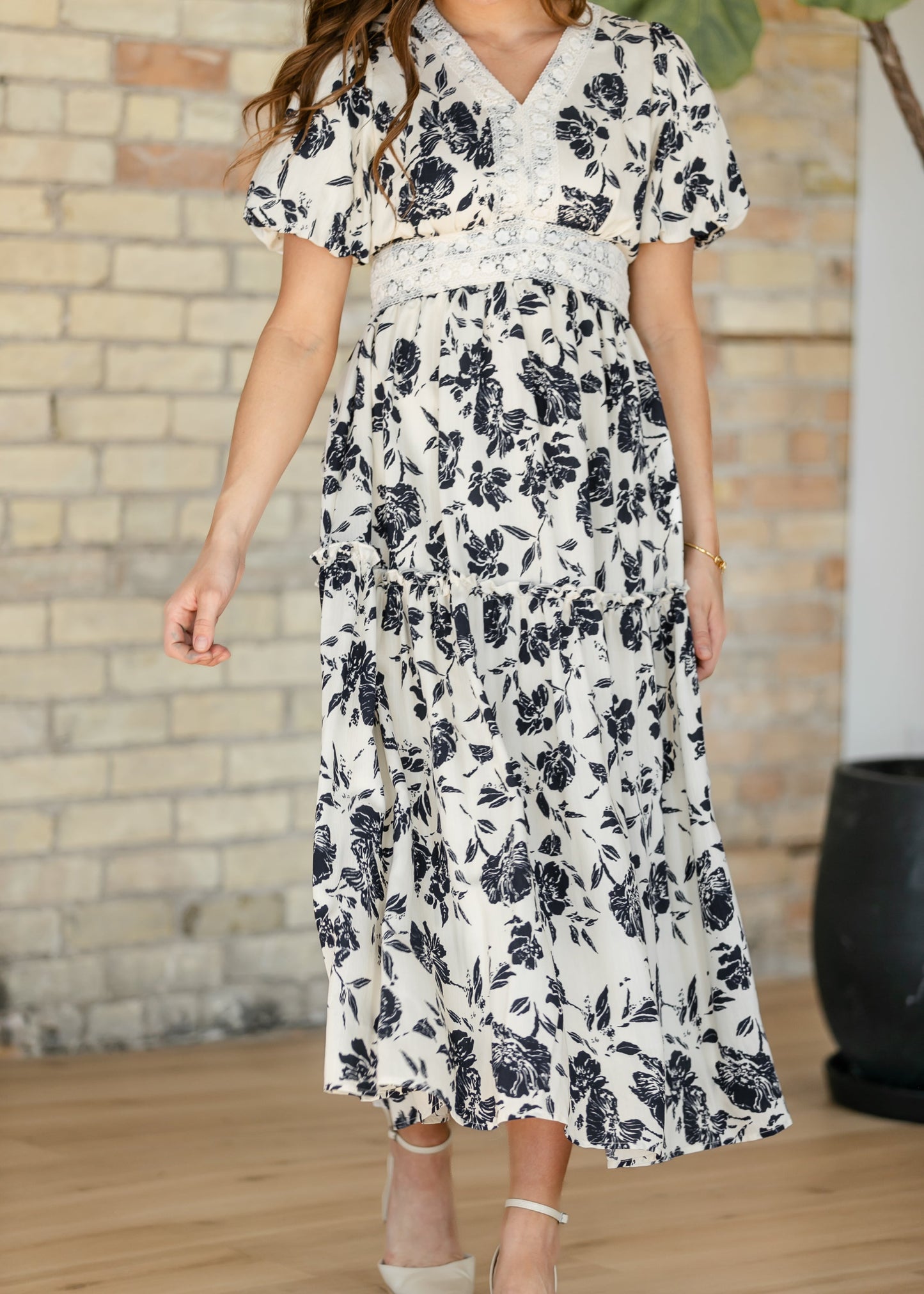 Lace Detail V-Neck Maxi Dress FF Dresses