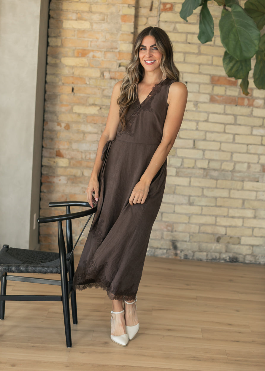 Lace Trim V-neck Midi Dress FF Dresses