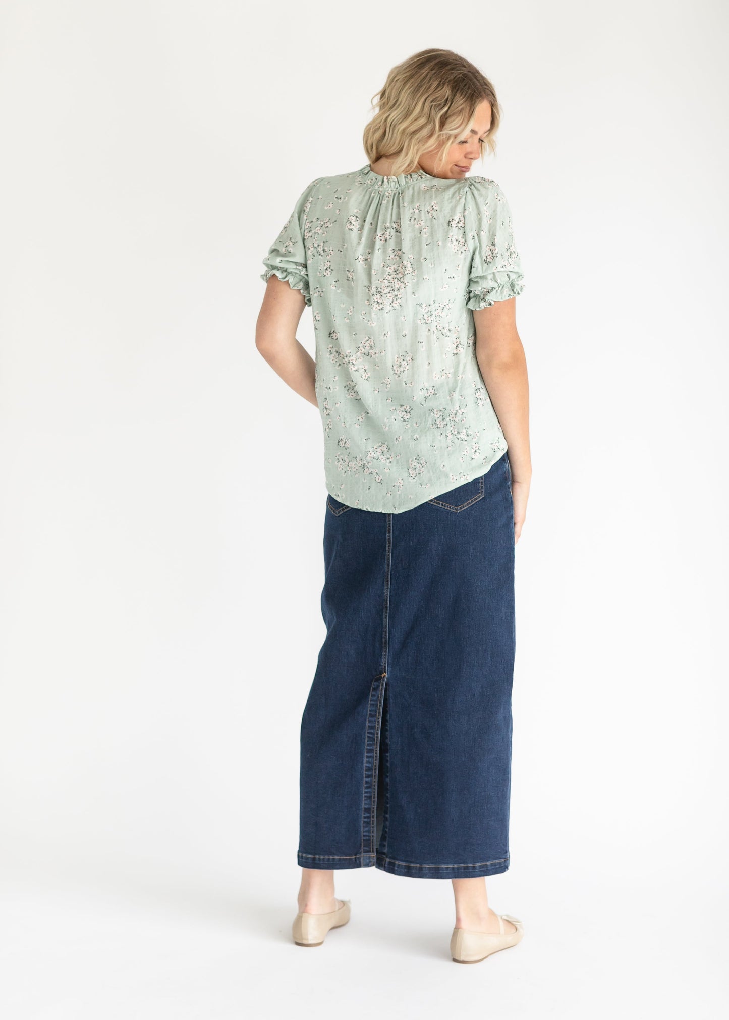 Laurel Floral V-neck Short Sleeve Top FF Tops