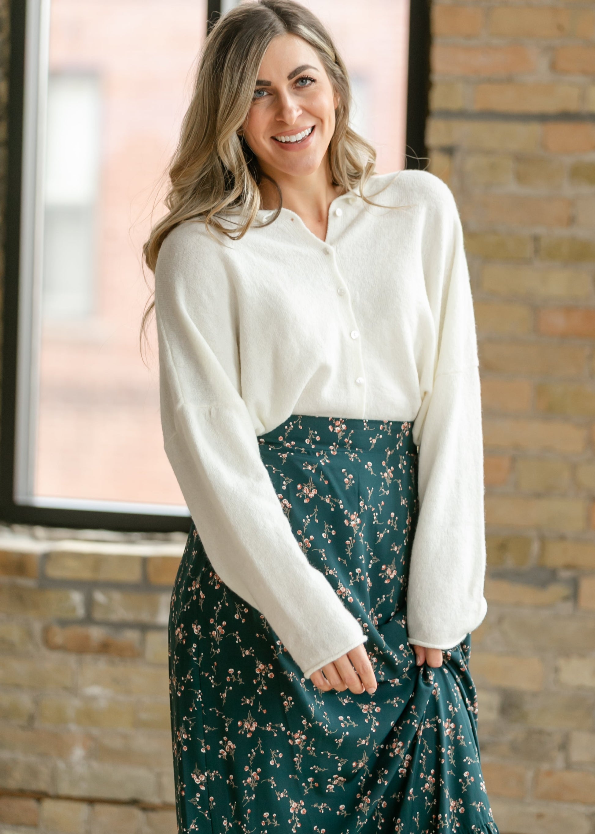 Lightweight Button Up Knit Cardigan FF Layering Essentials