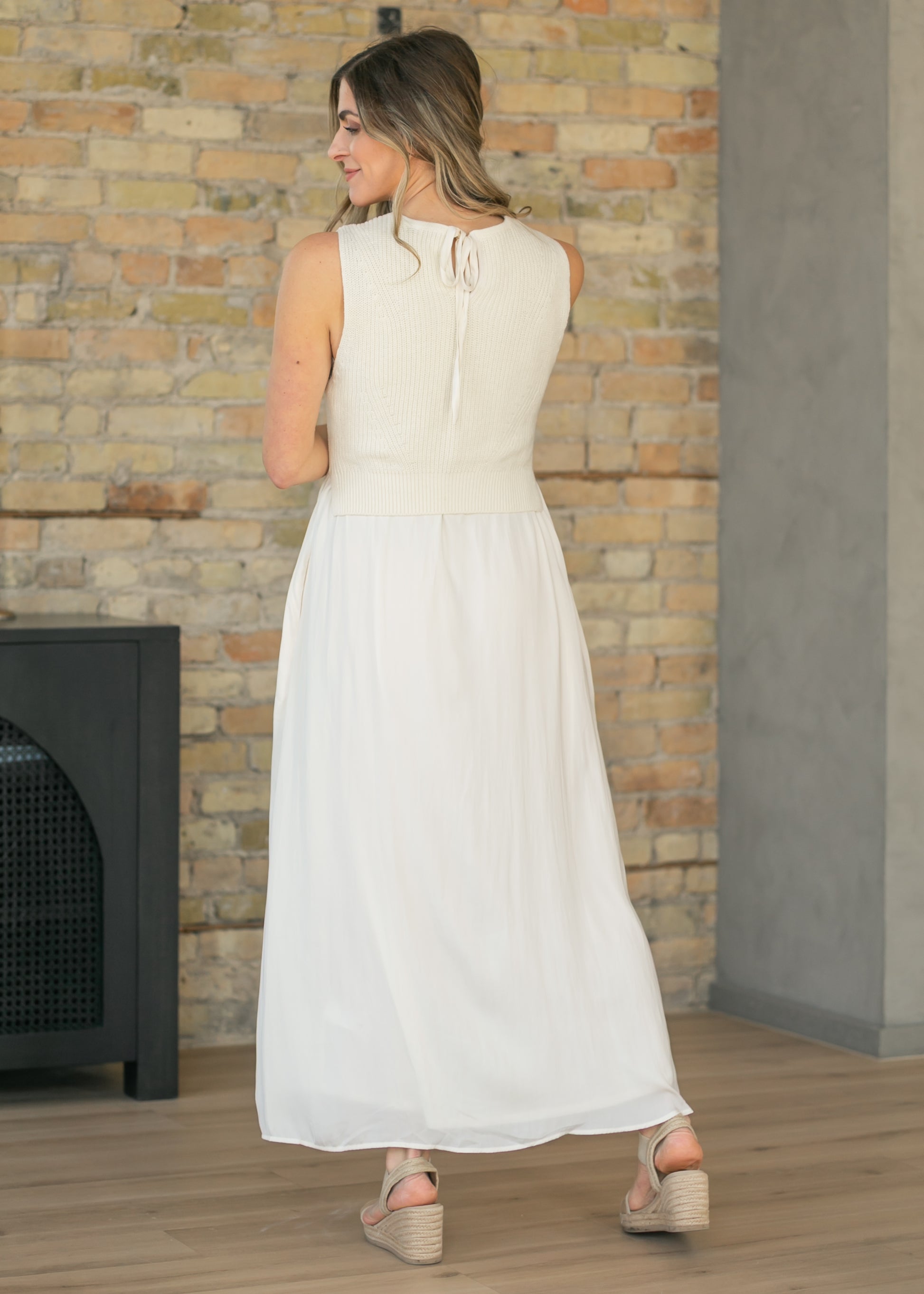 LIVERPOOL® Cream Sleeveless Tie Back Sweater Maxi Dress Cream / XS