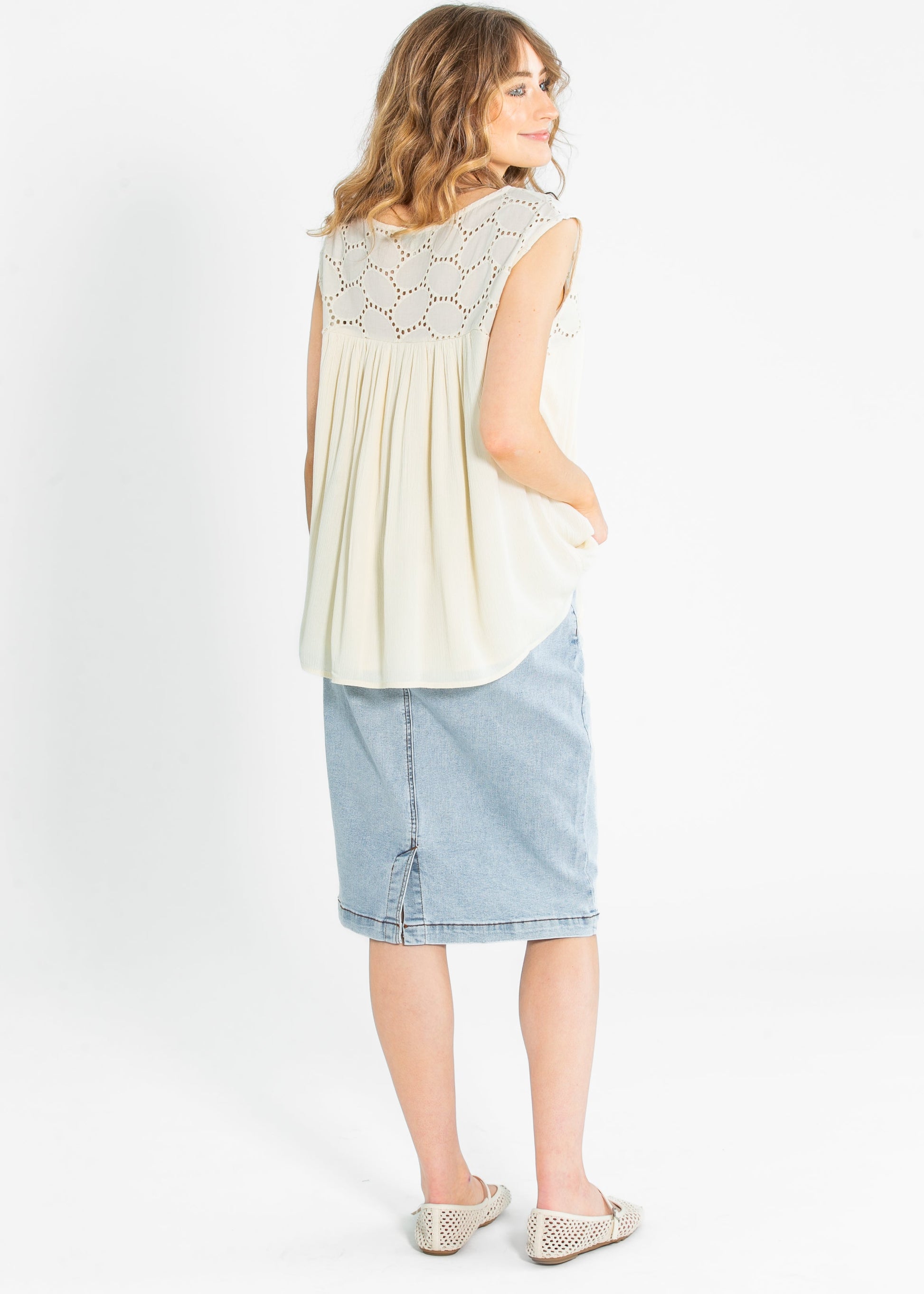 Liverpool Los Angeles® Cap Sleeve Dolman Boat Neck Woven Top FF Tops