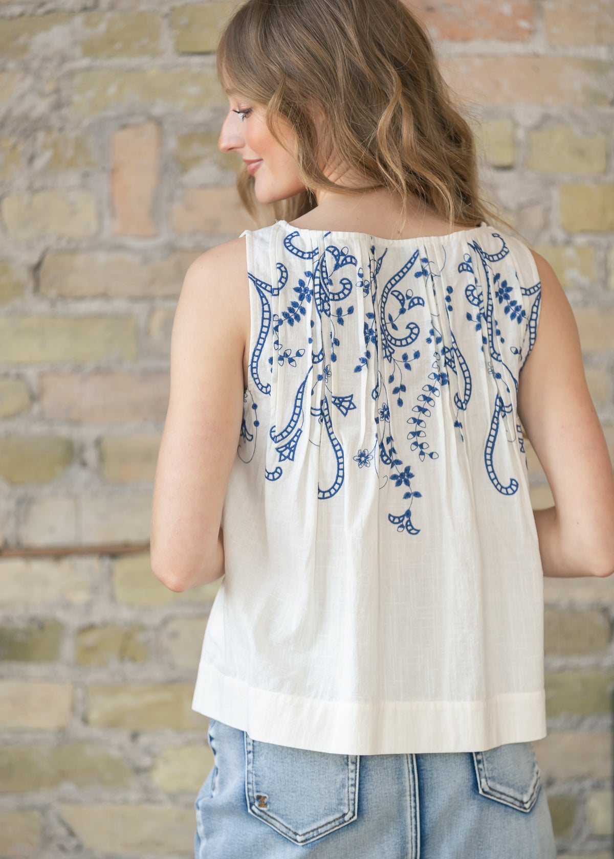 LIVERPOOL® Sleeveless Pintuck Woven Top - FINAL SALE FF Tops