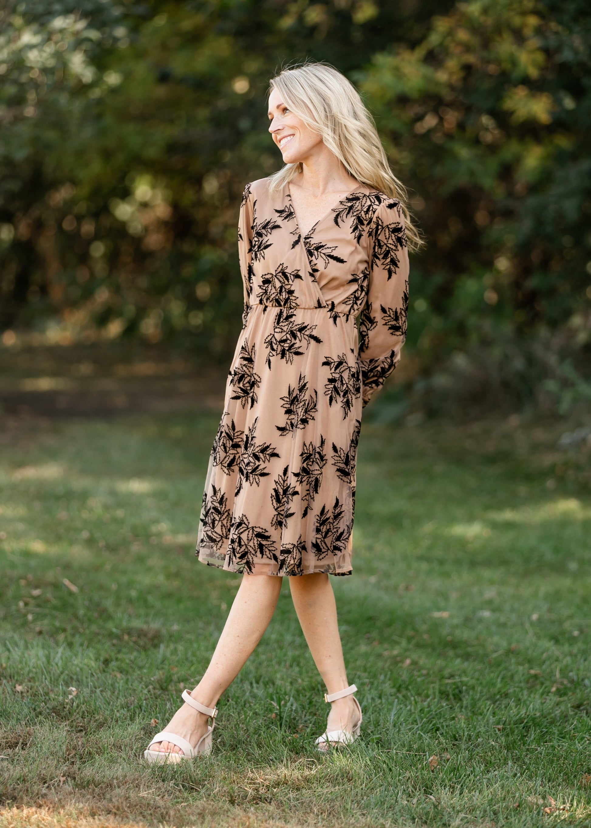 Long Sleeve Velvet Floral Print Midi Dress - FINAL SALE XS Long Sleeve Velvet Floral Print Midi Dress - FINAL SALE XS