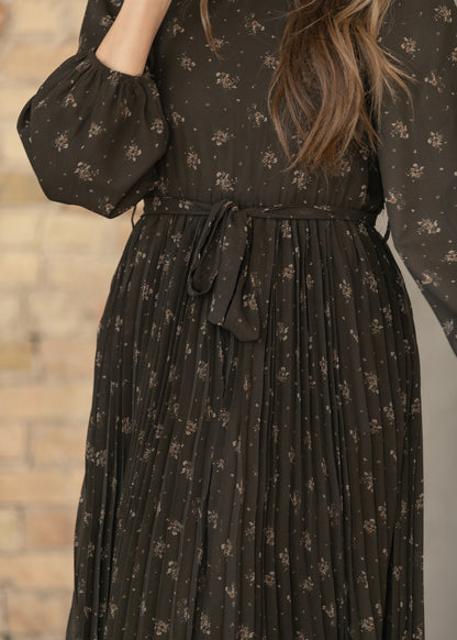 Louise Brown Floral Pleated Midi Dress IC Dresses
