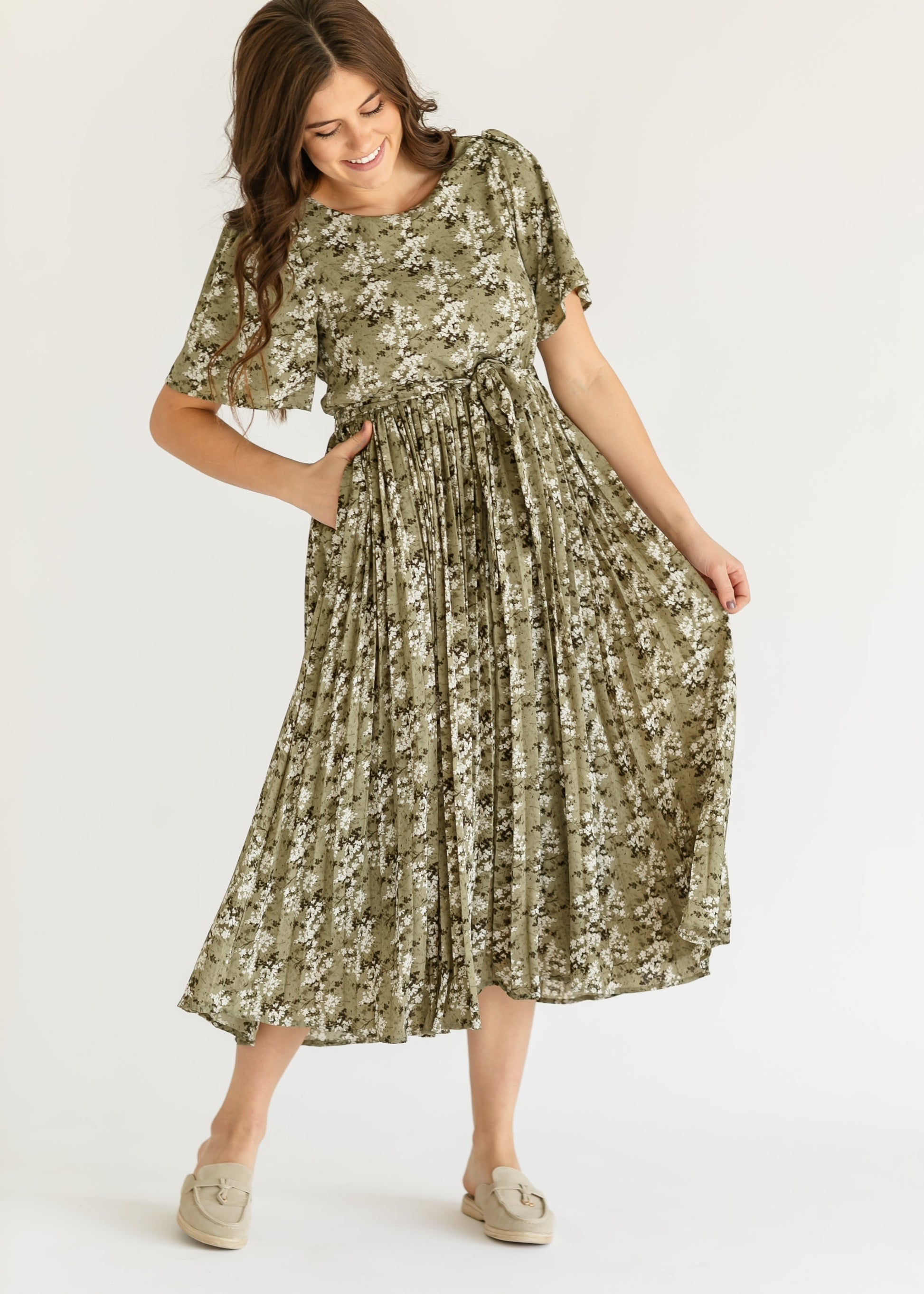 Louise Short Sleeve Pleated Midi Dress - FINAL SALE Inherit Co. Louise Short Sleeve Pleated Midi Dress - FINAL SALE Inherit Co.