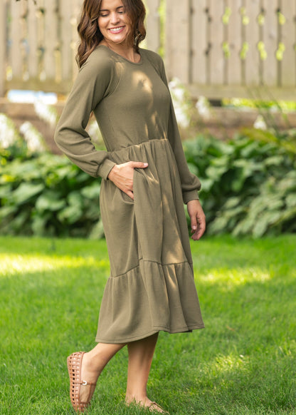 Luna Tiered Midi Dress IC Dresses