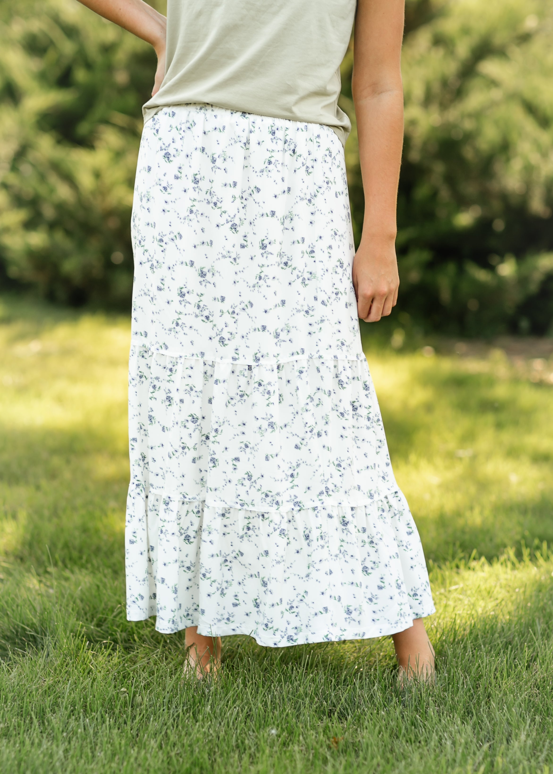 Lynn Tiered Peasant Maxi Skirt Purple Floral – Inherit Co.