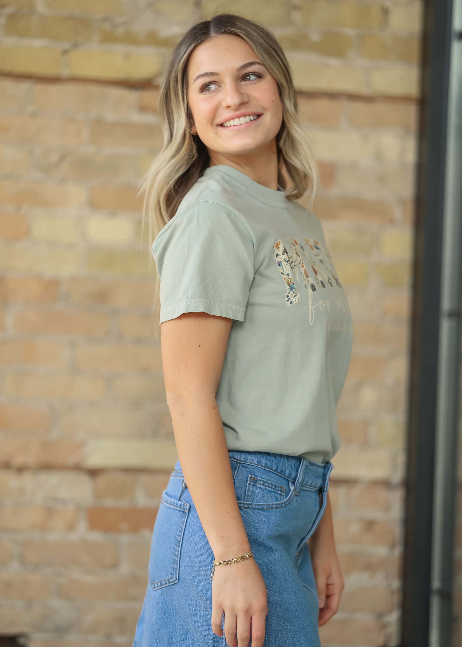 Made For More Floral Graphic T-Shirt FF Tops