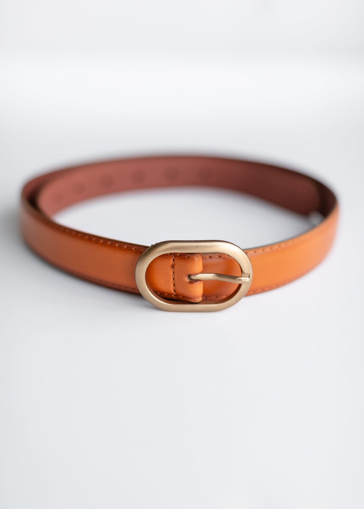 matte-gold-oval-buckle-belt-  display picture 1