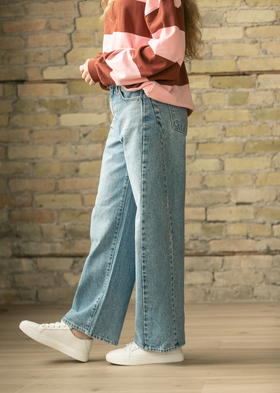 Medium Wash Barrel Jeans FF Pants