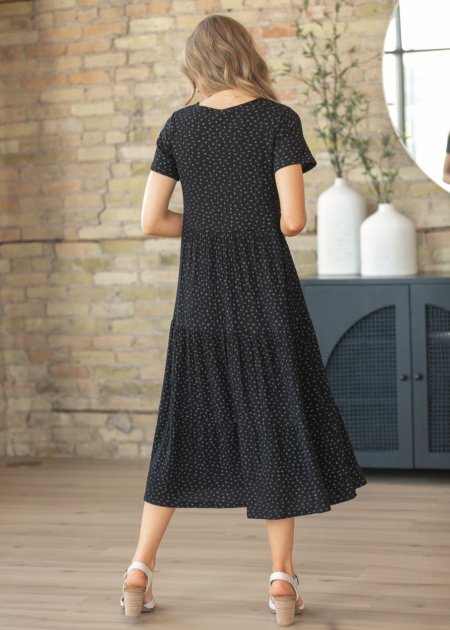 Melanie Black Floral Tiered Midi Dress, Large