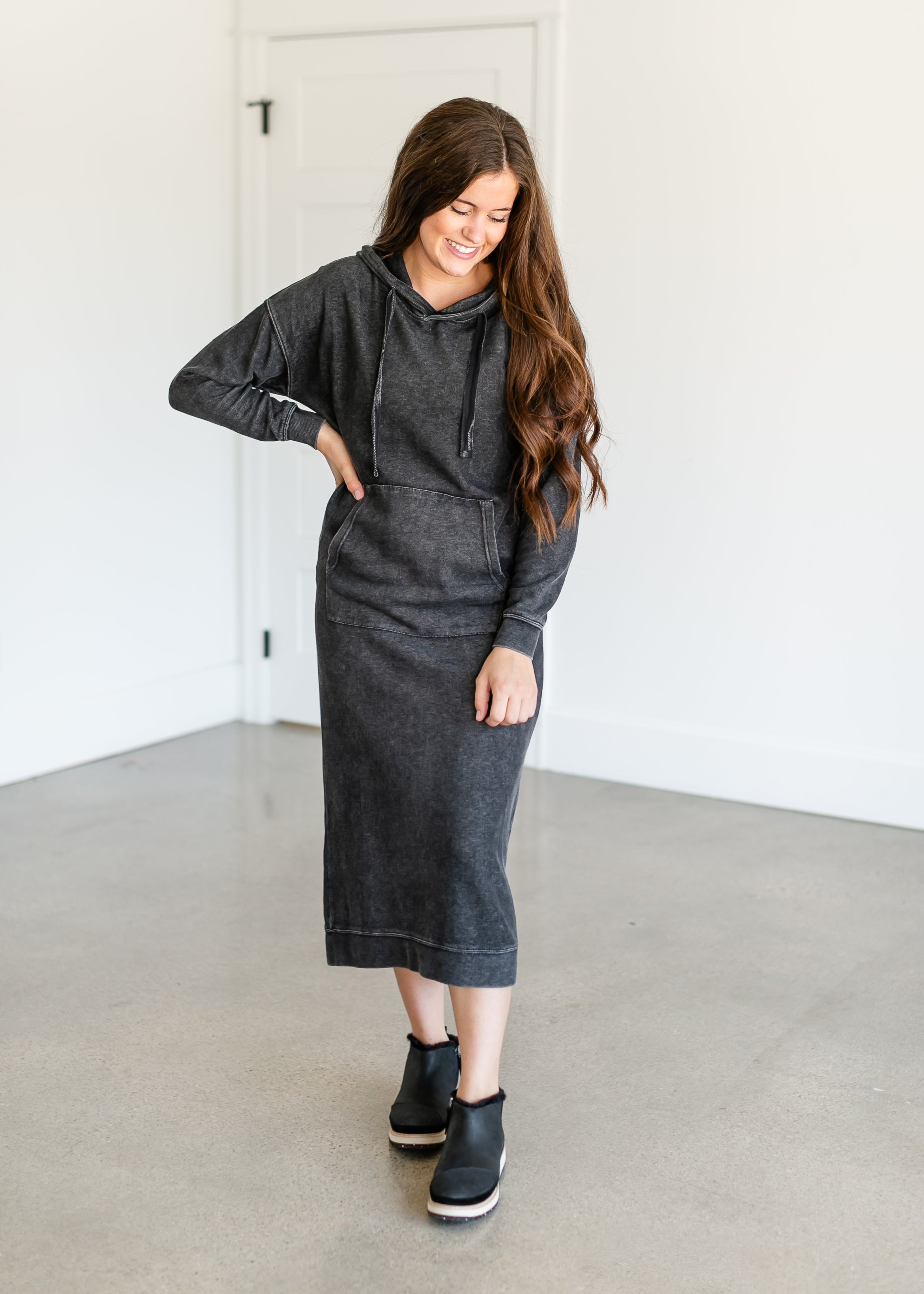 Black hoodie dress outfit top