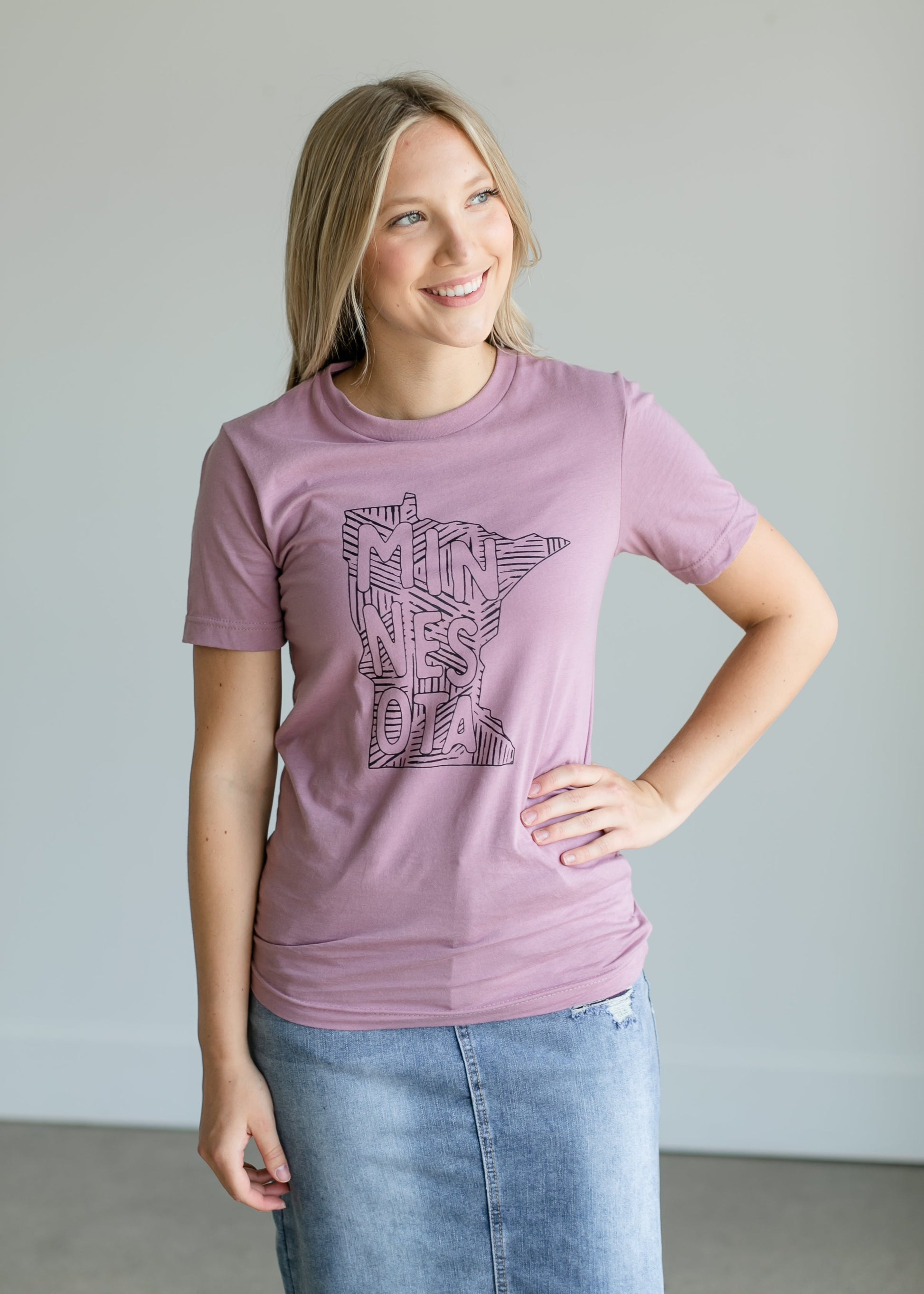 Minnesota Graphic Short Sleeve T-Shirt Tops