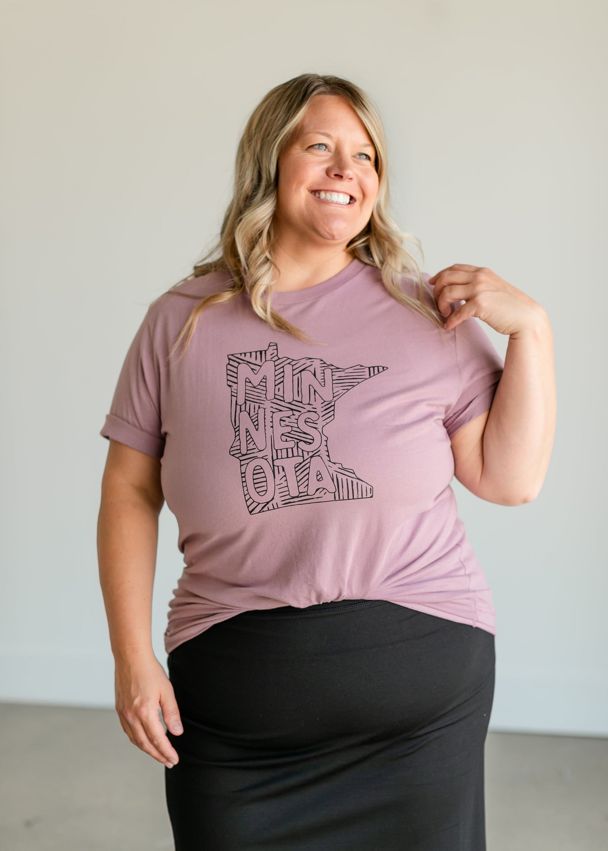 Minnesota Graphic Short Sleeve T-Shirt Tops