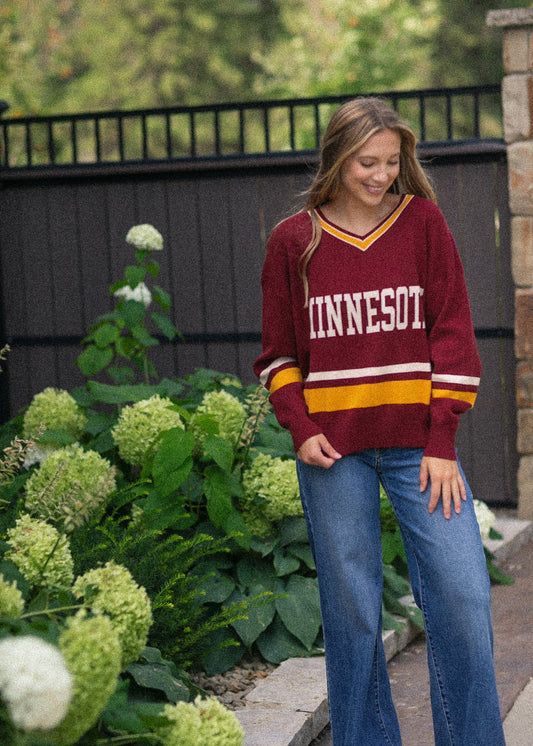 Minnesota Logo V-neck Sweater FF Tops