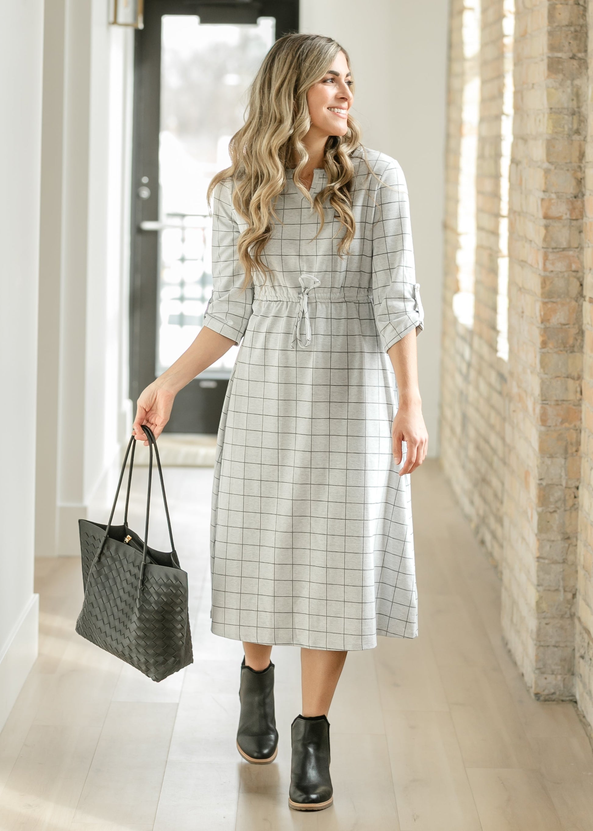 Monica Tie Waist Midi Dress IC Dresses