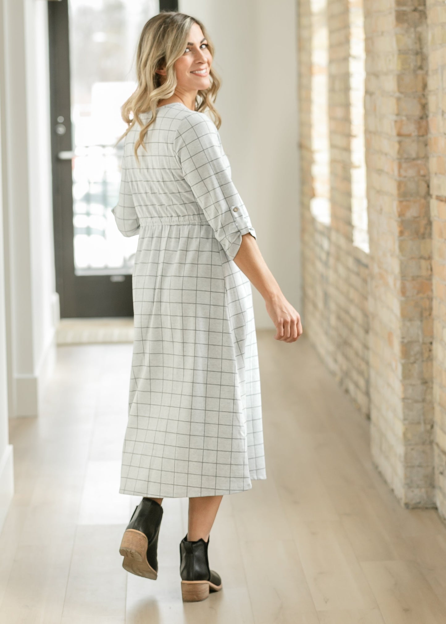 Monica Tie Waist Midi Dress IC Dresses