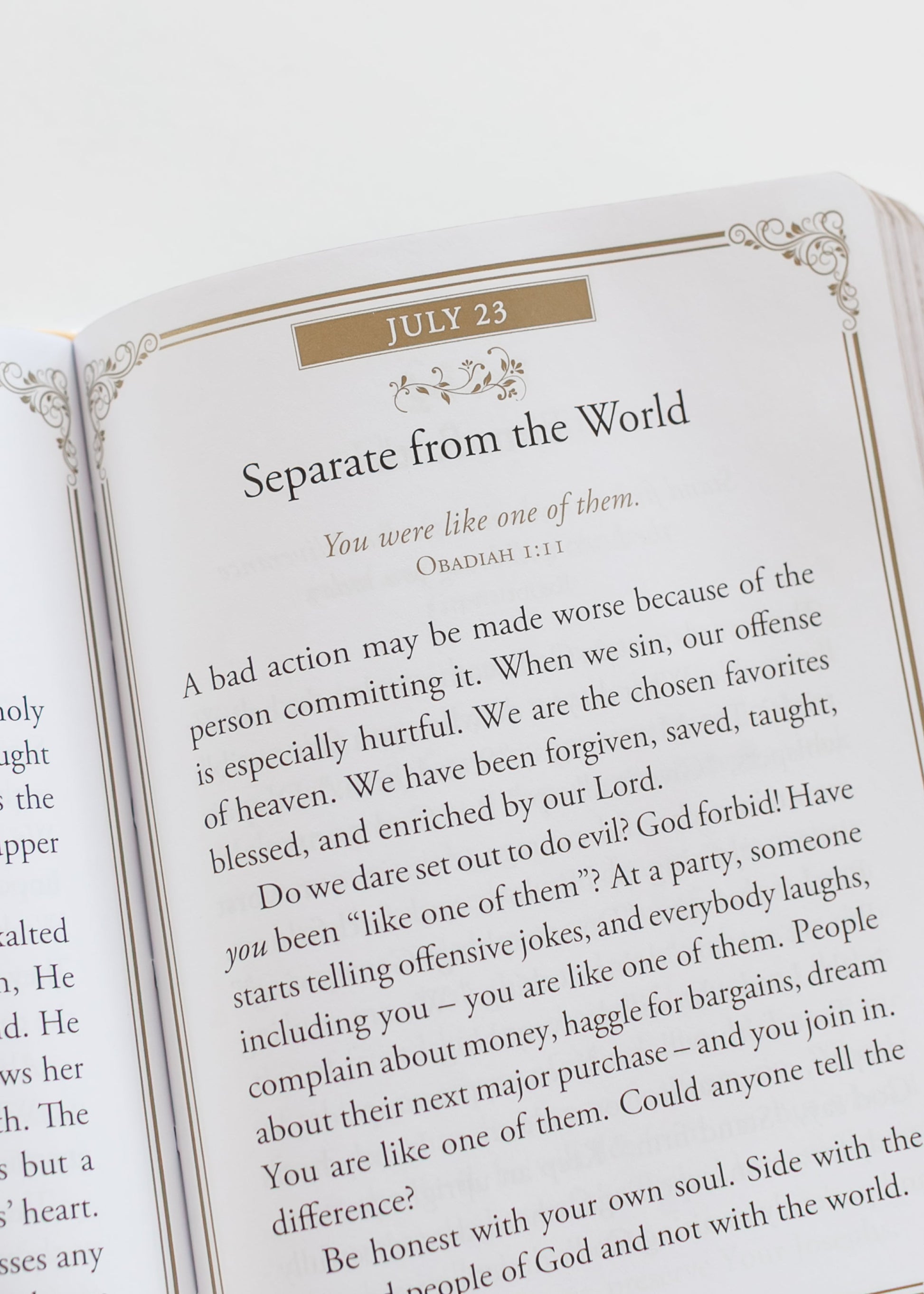 Morning by Morning One-Minute Devotions FF Home + Lifestyle