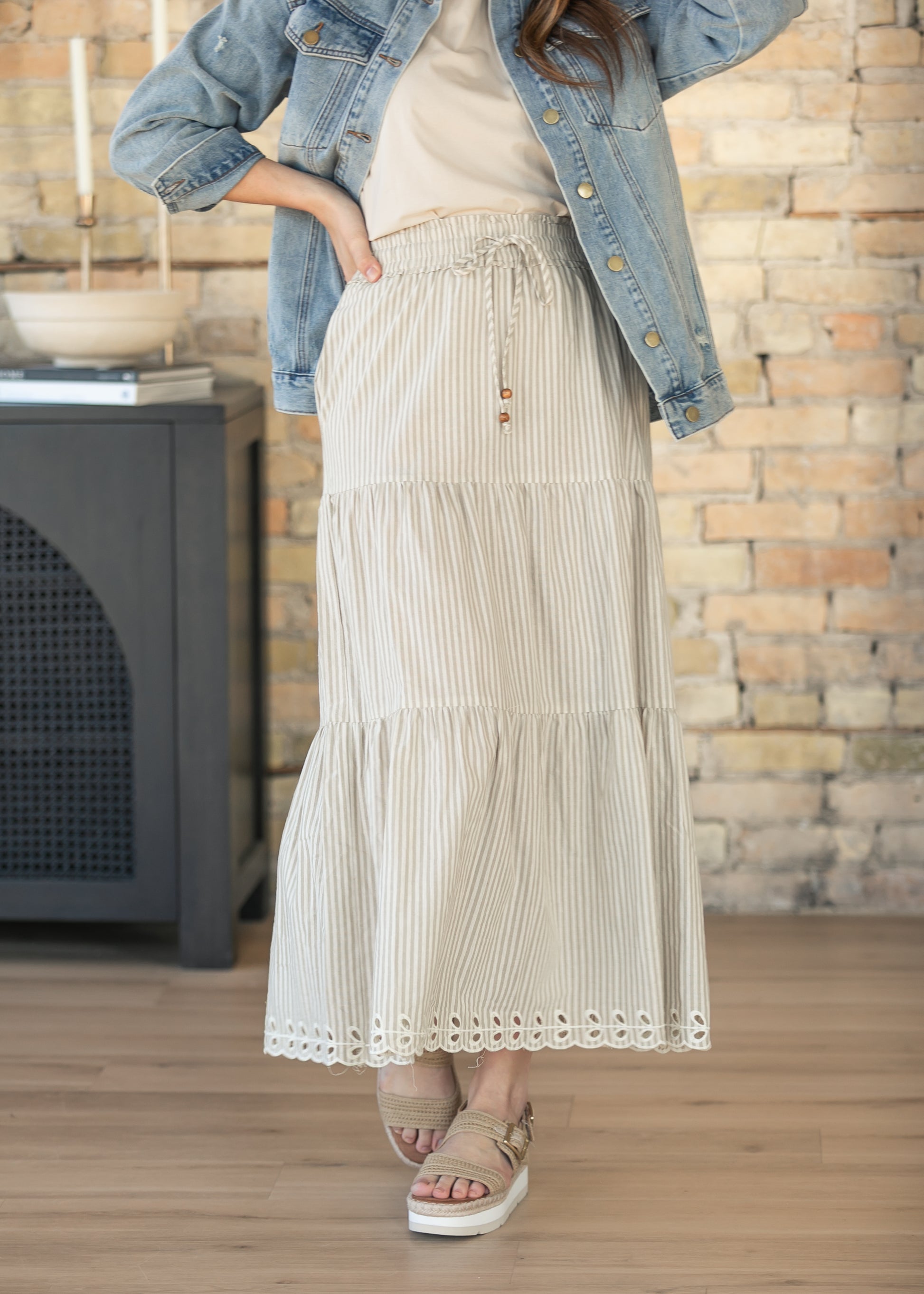 midi skirt dress for women Natural Embroidered Detail Midi Skirt, Small