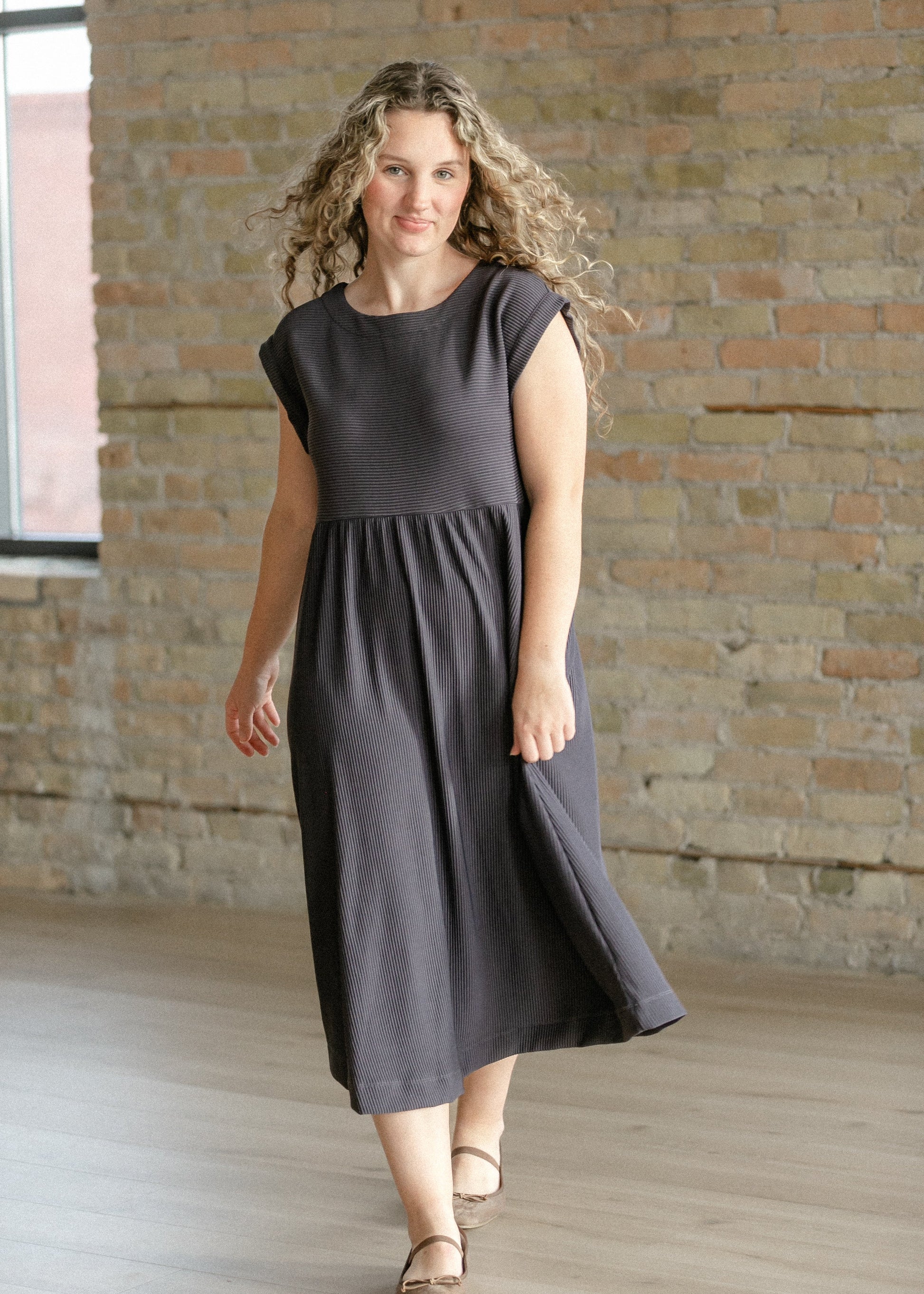 Olivia A-line Solid Midi Dress - FINAL SALE Inherit Co. Olivia A-line Solid Midi Dress - FINAL SALE Inherit Co.