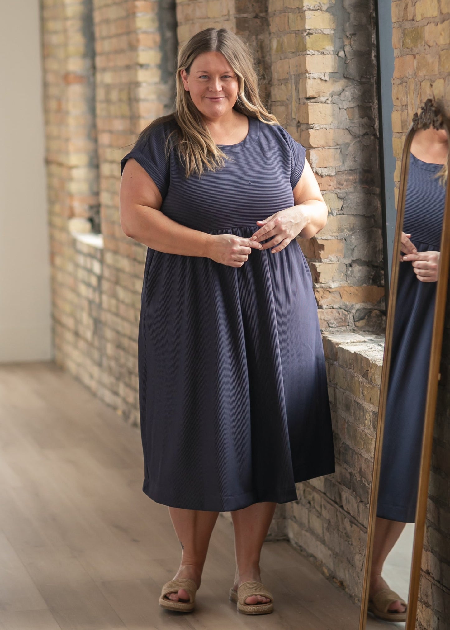 Olivia Dusty Navy Cap Sleeve Midi Dress IC Dresses