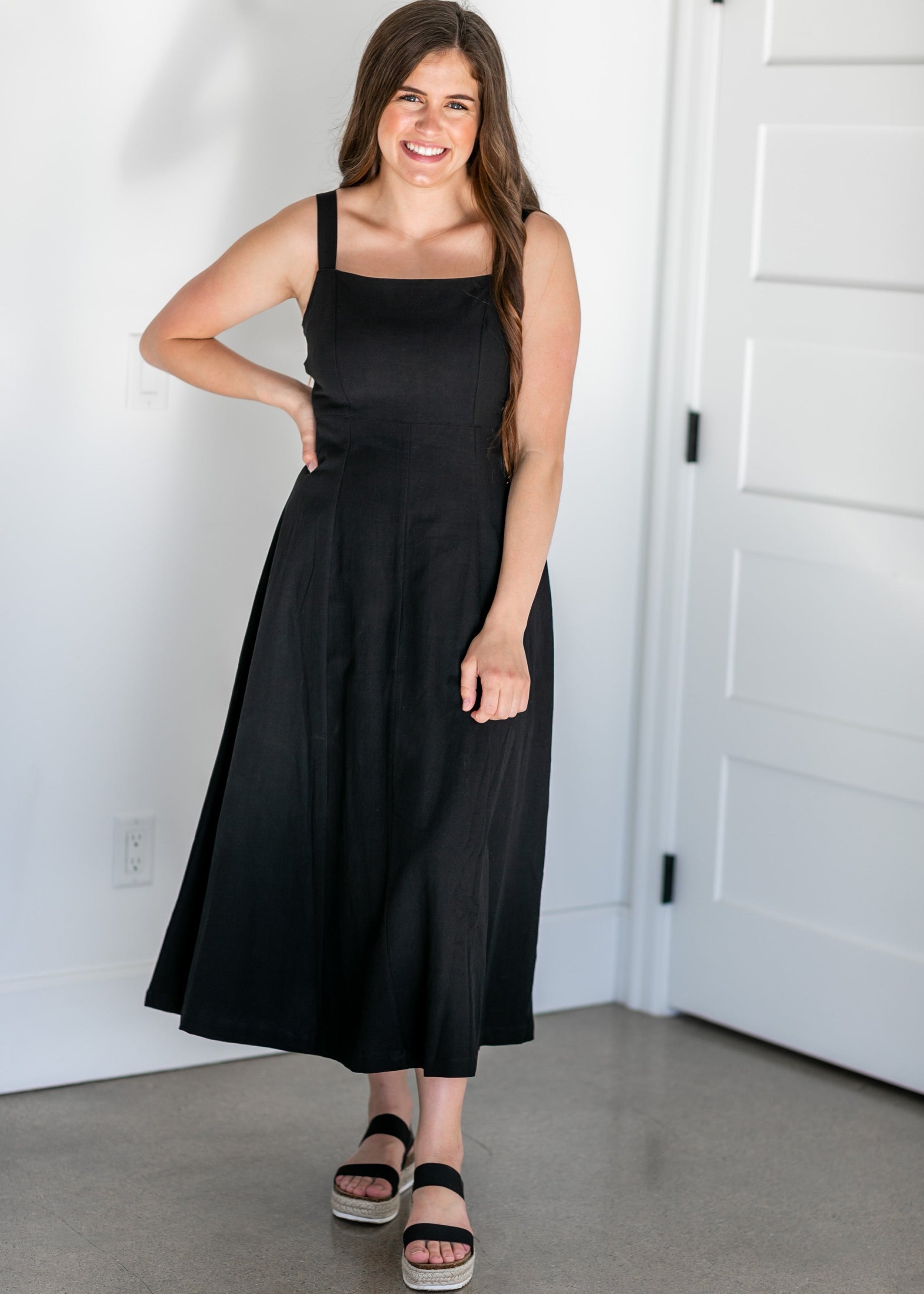 Paneled Sleeveless A-line Maxi Dress Dresses