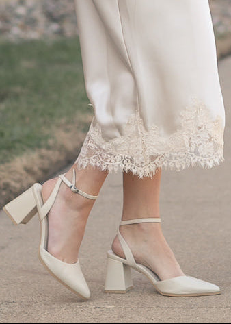 Pointed Toe Ankle Strap Block Heels Shoes